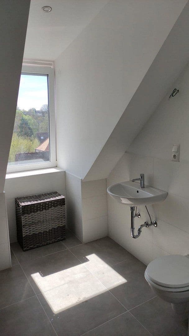 Pronájem bytu 2+kk 85 m², Dielheimer Str. 4, Wiesloch, Bádensko-Württembersko Pronájem bytu 2+kk 85 m², Dielheimer Str. 4, Wiesloch, Bádensko-Württembersko