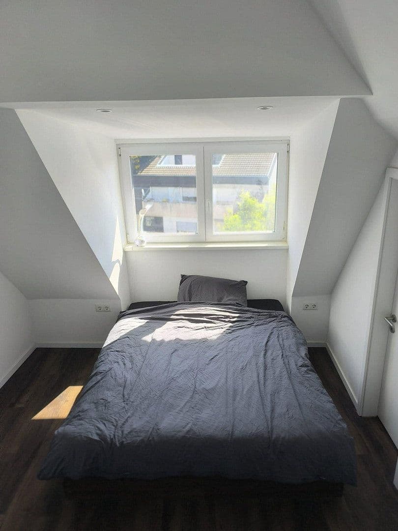 Pronájem bytu 2+kk 85 m², Dielheimer Str. 4, Wiesloch, Bádensko-Württembersko Pronájem bytu 2+kk 85 m², Dielheimer Str. 4, Wiesloch, Bádensko-Württembersko