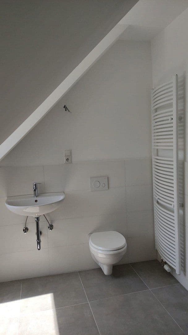 Pronájem bytu 2+kk 85 m², Dielheimer Str. 4, Wiesloch, Bádensko-Württembersko Pronájem bytu 2+kk 85 m², Dielheimer Str. 4, Wiesloch, Bádensko-Württembersko