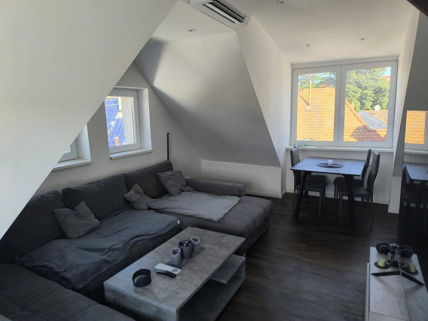 Pronájem bytu 2+kk 85 m², Dielheimer Str. 4, Wiesloch, Bádensko-Württembersko Pronájem bytu 2+kk 85 m², Dielheimer Str. 4, Wiesloch, Bádensko-Württembersko