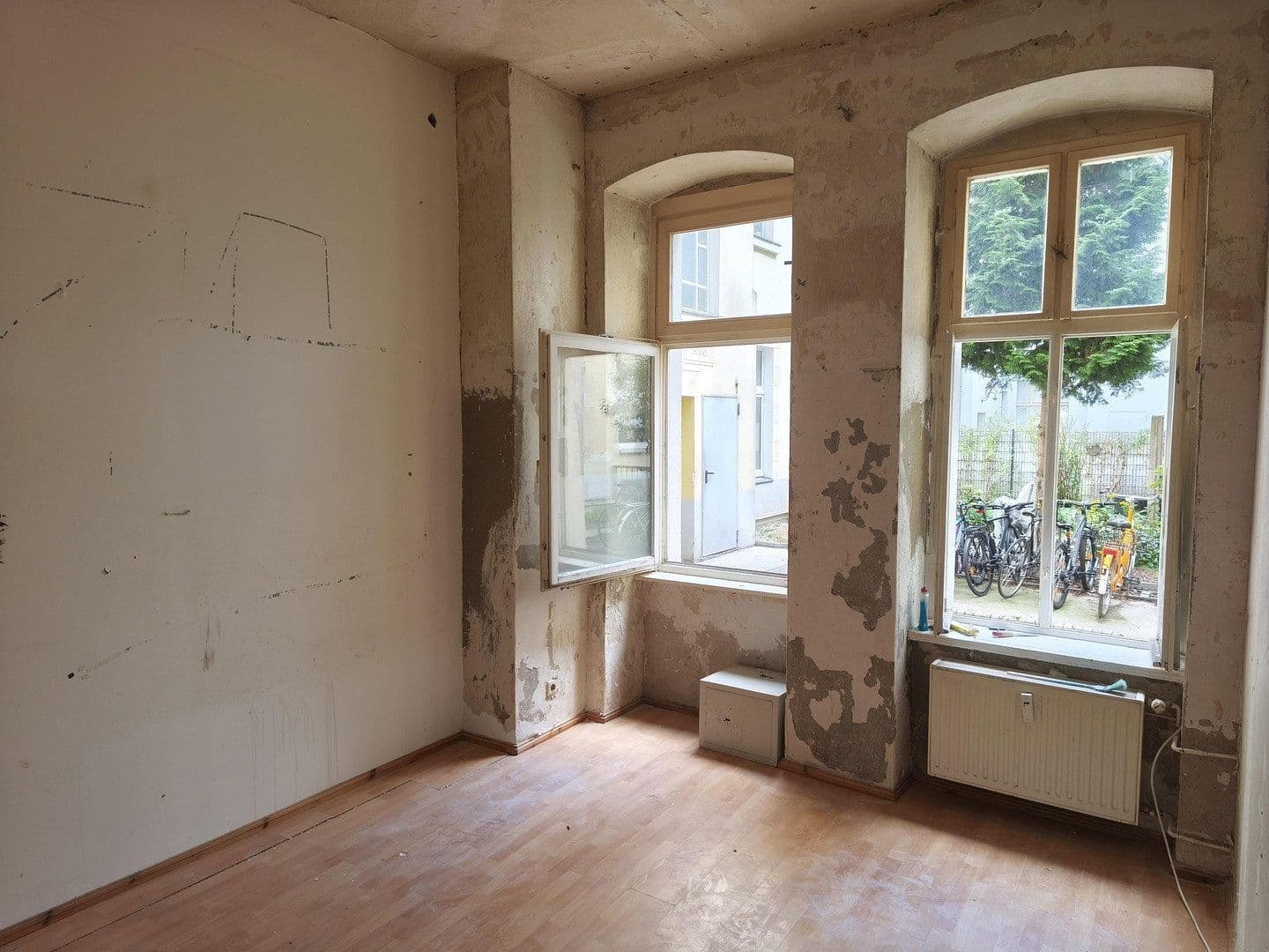 Prodej bytu 2+1 62 m², Emserstr. 76, Berlin, Berlín Prodej bytu 2+1 62 m², Emserstr. 76, Berlin, Berlín