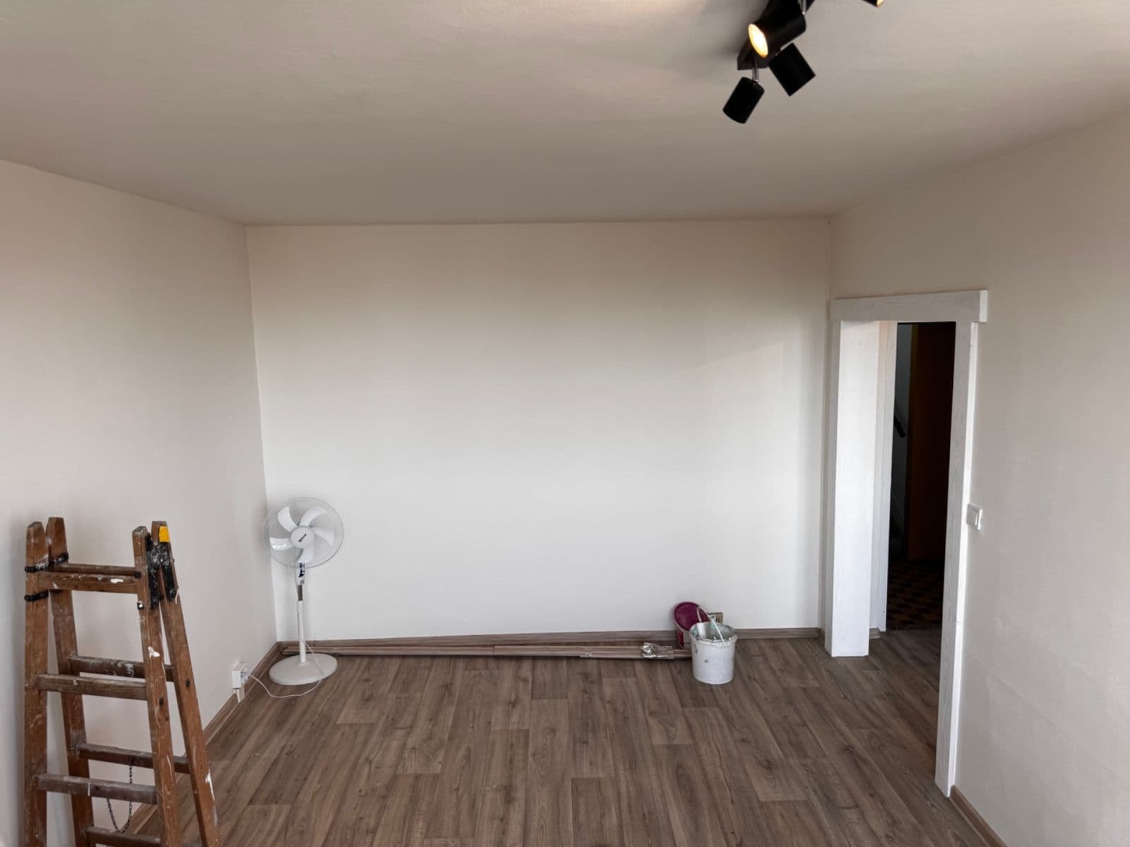 Pronájem bytu 1+1 55 m², Varenská, Ostrava, Moravskoslezský kraj Pronájem bytu 1+1 55 m², Varenská, Ostrava, Moravskoslezský kraj