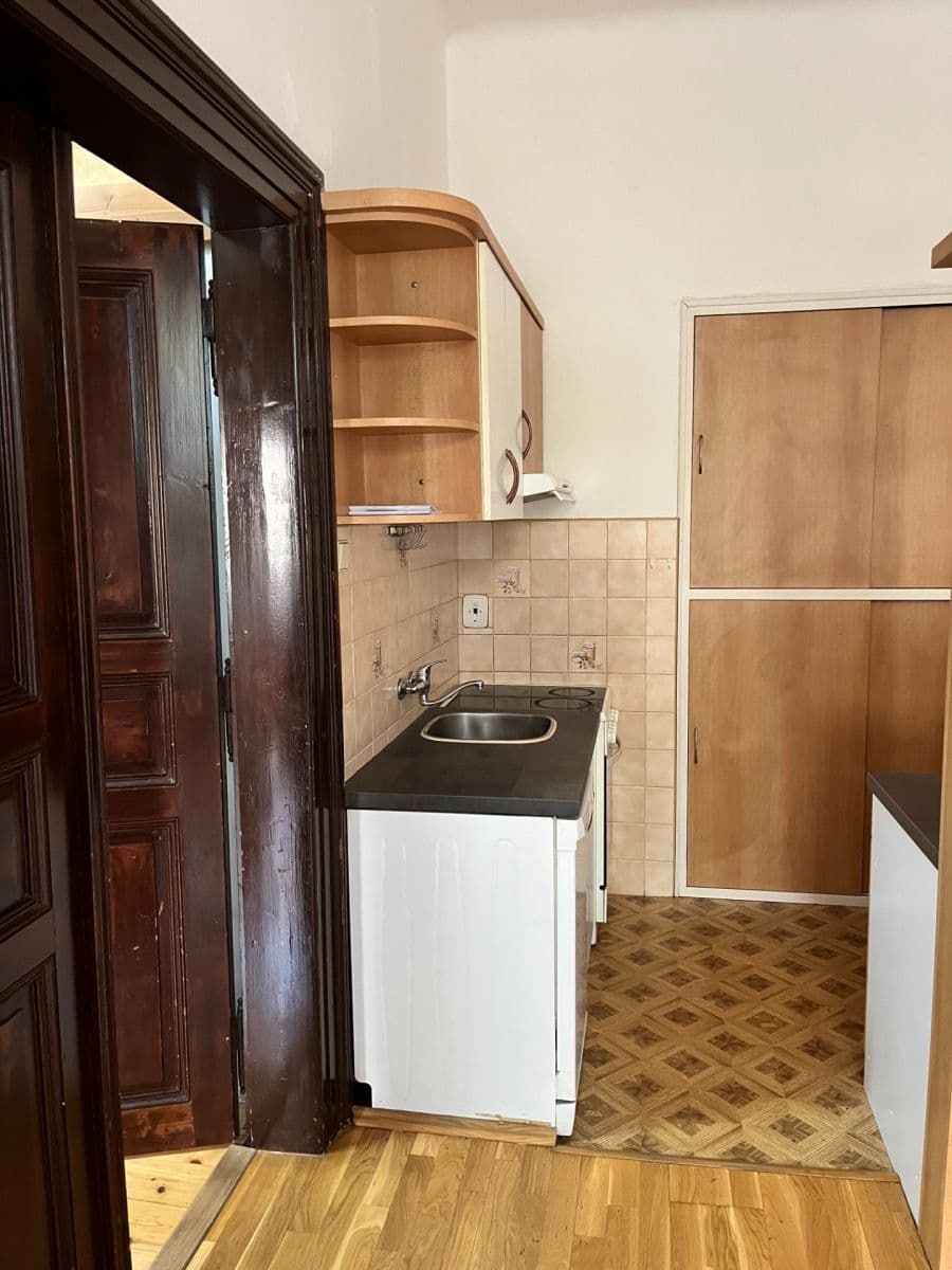 Pronájem bytu 2+kk 40 m², U Santošky, Praha, Praha Pronájem bytu 2+kk 40 m², U Santošky, Praha, Praha