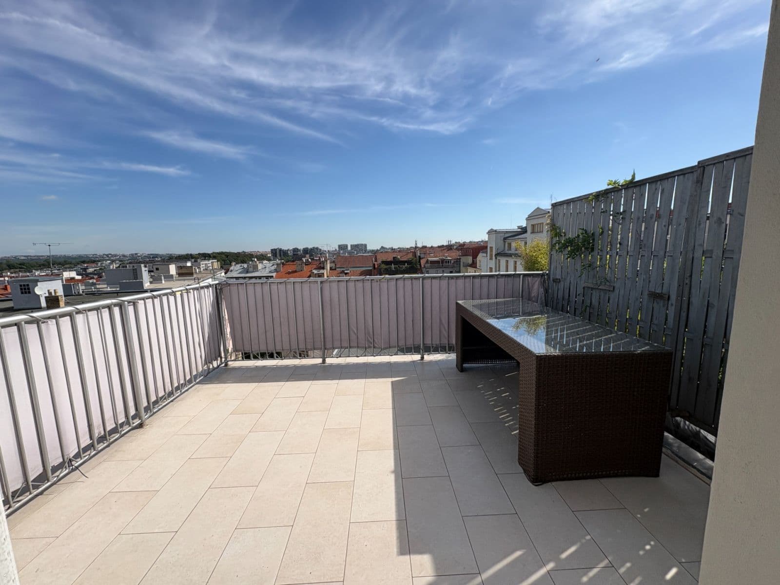 Pronájem bytu 5+1 200 m², Milešovská, Praha, Praha Pronájem bytu 5+1 200 m², Milešovská, Praha, Praha