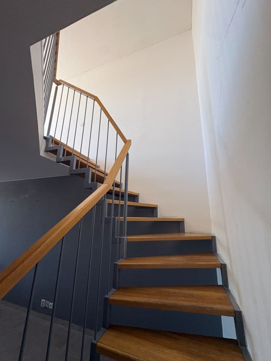 Pronájem bytu 5+1 200 m², Milešovská, Praha, Praha Pronájem bytu 5+1 200 m², Milešovská, Praha, Praha
