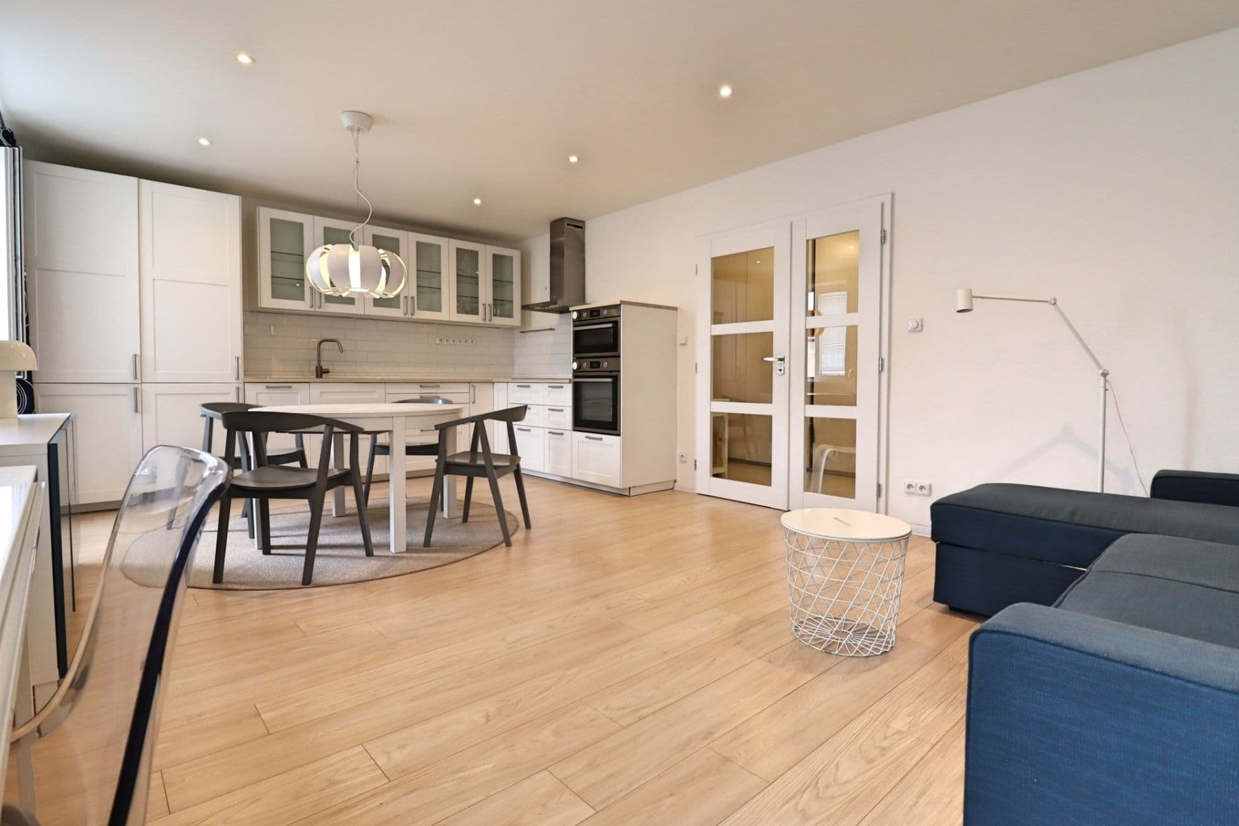 Pronájem bytu 2+kk 59 m², Jerevanská, Praha, Praha Pronájem bytu 2+kk 59 m², Jerevanská, Praha, Praha