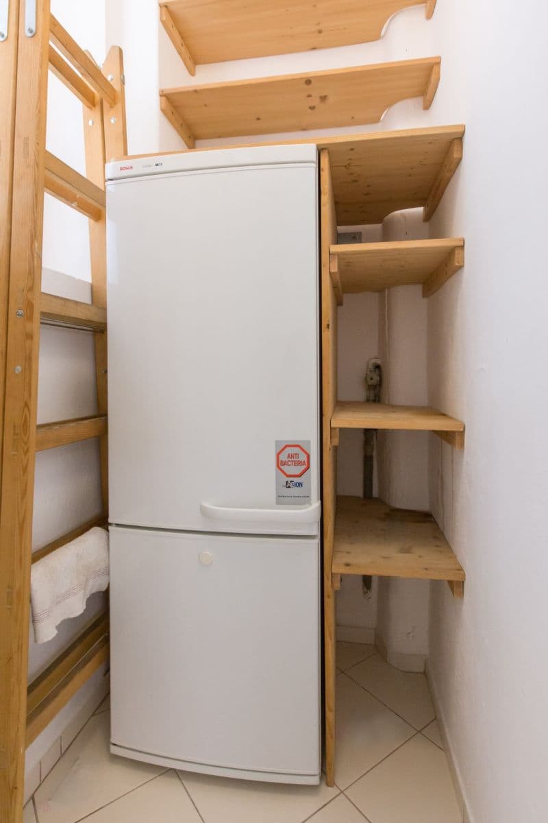 Pronájem bytu 2+1 55 m², náměstí Hrdinů, Praha, Praha Pronájem bytu 2+1 55 m², náměstí Hrdinů, Praha, Praha