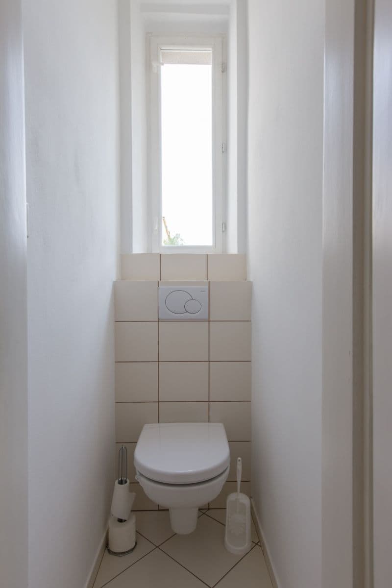 Pronájem bytu 2+1 55 m², náměstí Hrdinů, Praha, Praha Pronájem bytu 2+1 55 m², náměstí Hrdinů, Praha, Praha