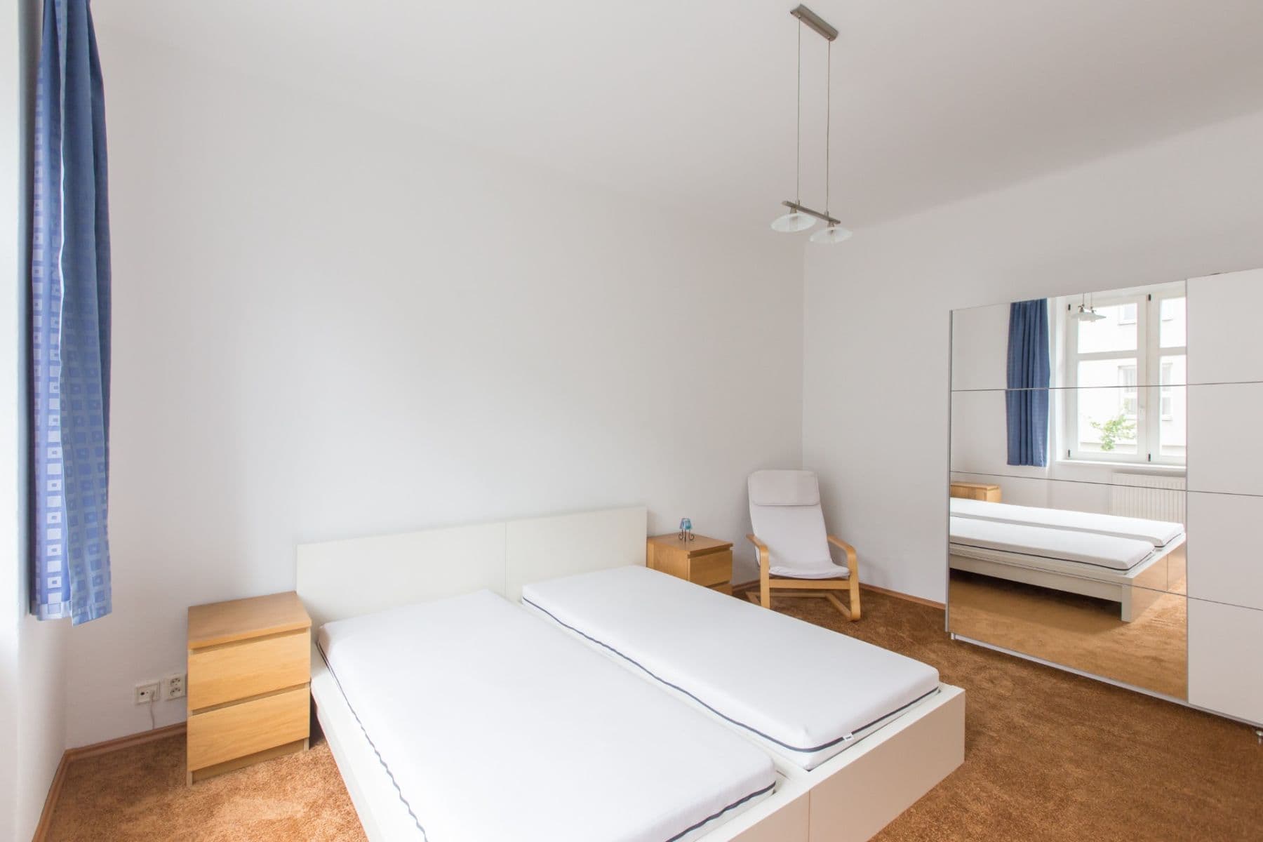 Pronájem bytu 2+1 55 m², náměstí Hrdinů, Praha, Praha Pronájem bytu 2+1 55 m², náměstí Hrdinů, Praha, Praha