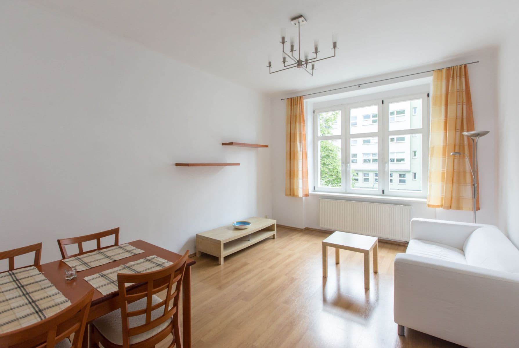Pronájem bytu 2+1 55 m², náměstí Hrdinů, Praha, Praha Pronájem bytu 2+1 55 m², náměstí Hrdinů, Praha, Praha