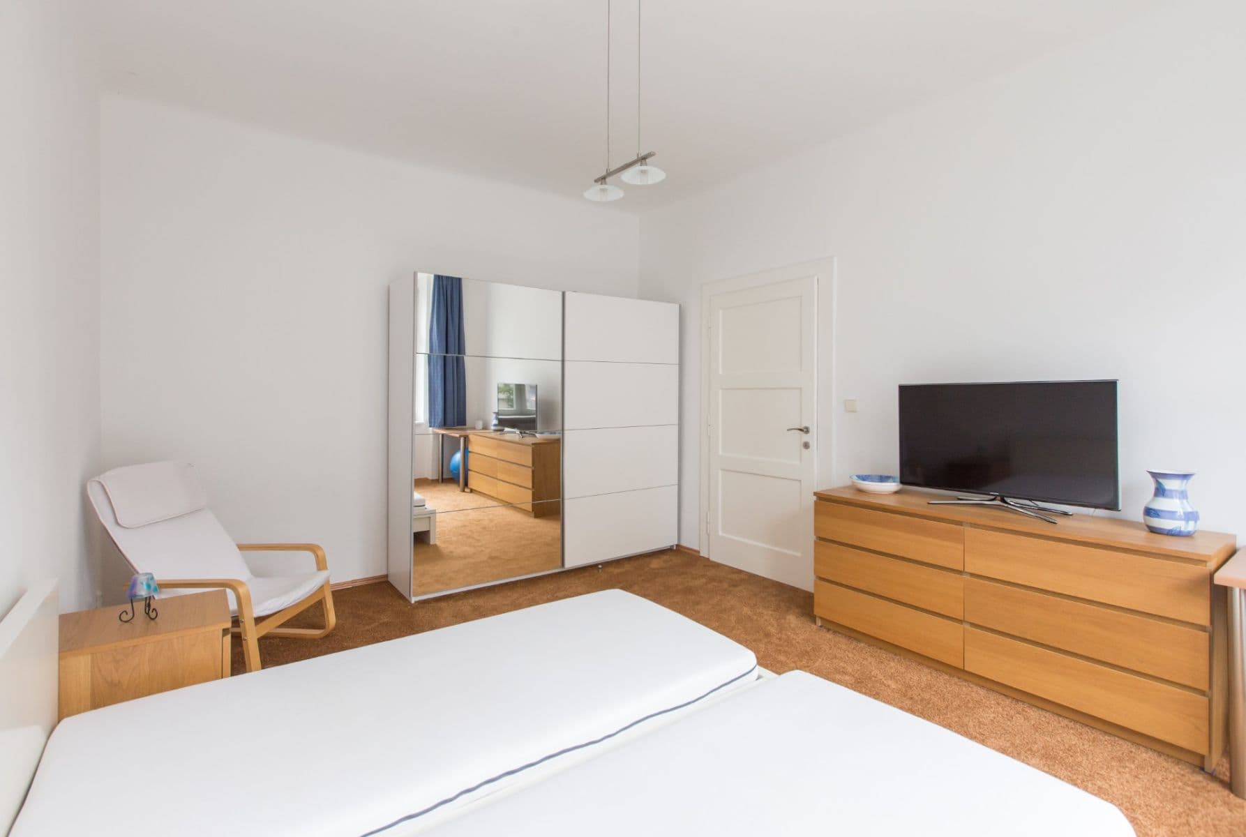Pronájem bytu 2+1 55 m², náměstí Hrdinů, Praha, Praha Pronájem bytu 2+1 55 m², náměstí Hrdinů, Praha, Praha