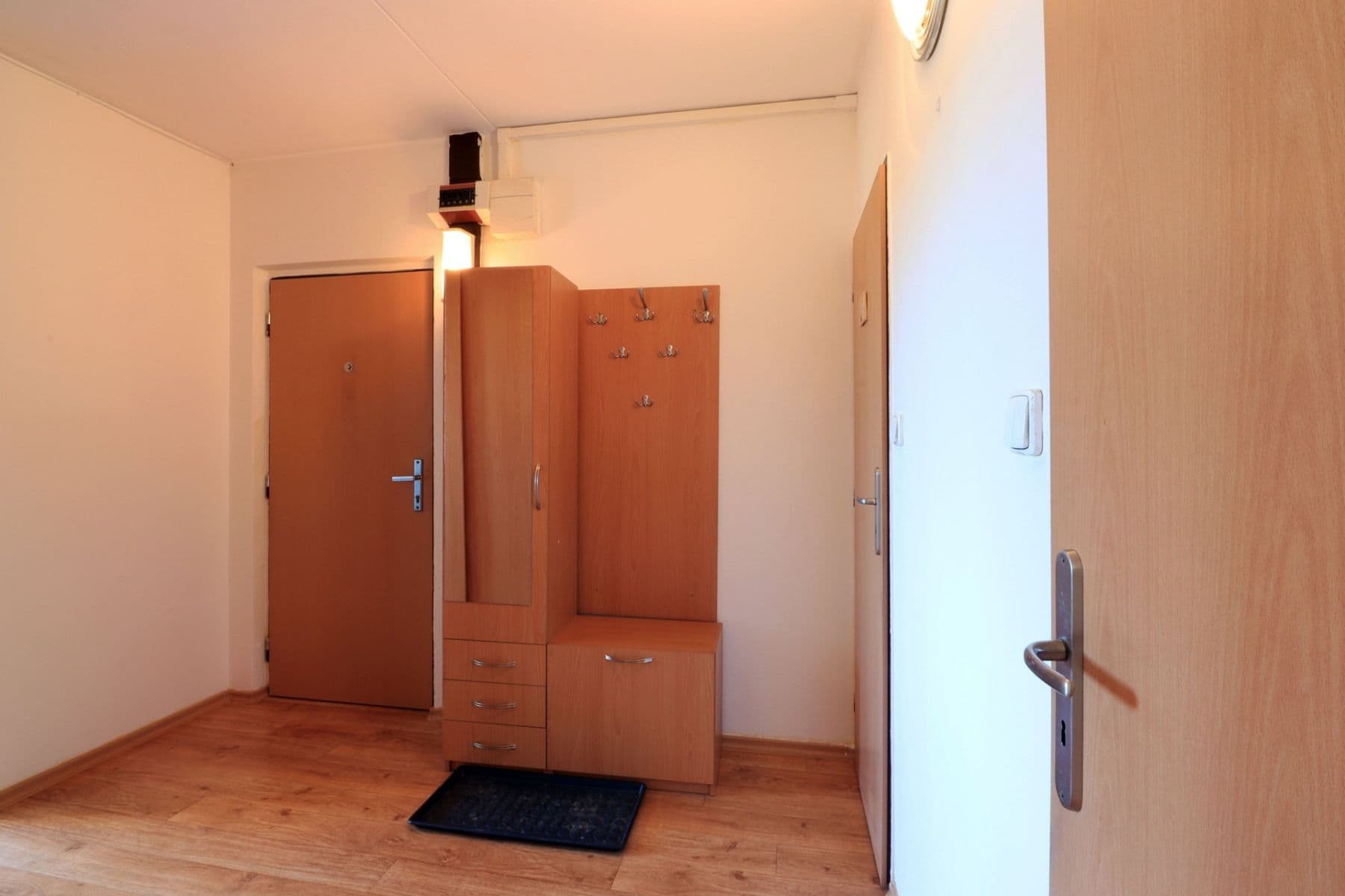 Pronájem bytu 3+1 68 m², Jerevanská, Kladno, Středočeský kraj Pronájem bytu 3+1 68 m², Jerevanská, Kladno, Středočeský kraj