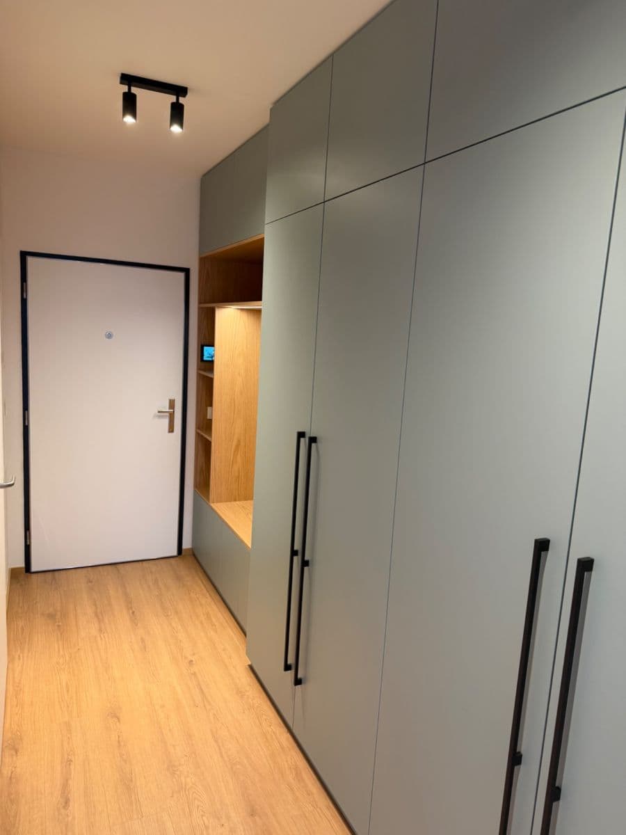 Pronájem bytu 2+kk 58 m², Kladno, Středočeský kraj Pronájem bytu 2+kk 58 m², Kladno, Středočeský kraj