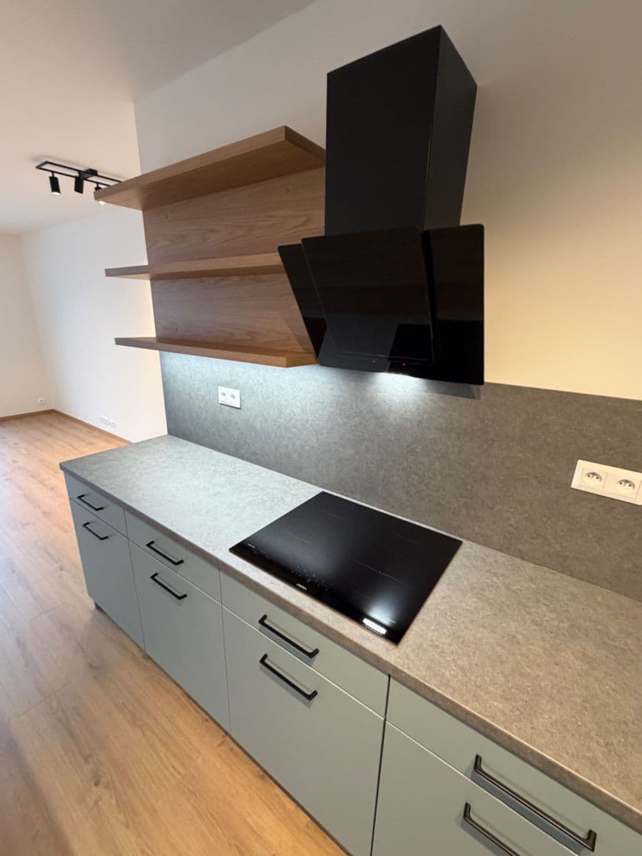 Pronájem bytu 2+kk 58 m², Kladno, Středočeský kraj Pronájem bytu 2+kk 58 m², Kladno, Středočeský kraj