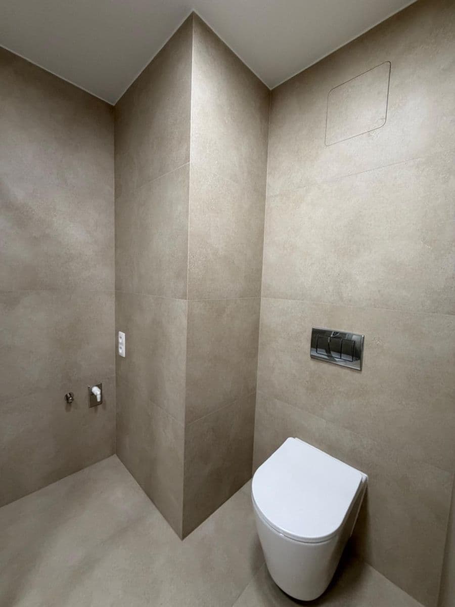 Pronájem bytu 2+kk 48 m², Ke stadionu, Kladno, Středočeský kraj Pronájem bytu 2+kk 48 m², Ke stadionu, Kladno, Středočeský kraj
