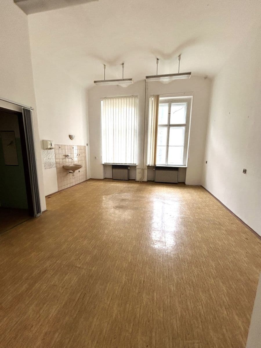 Pronájem nebytového prostoru 28 m², Sokolská, Praha, Praha Pronájem nebytového prostoru 28 m², Sokolská, Praha, Praha