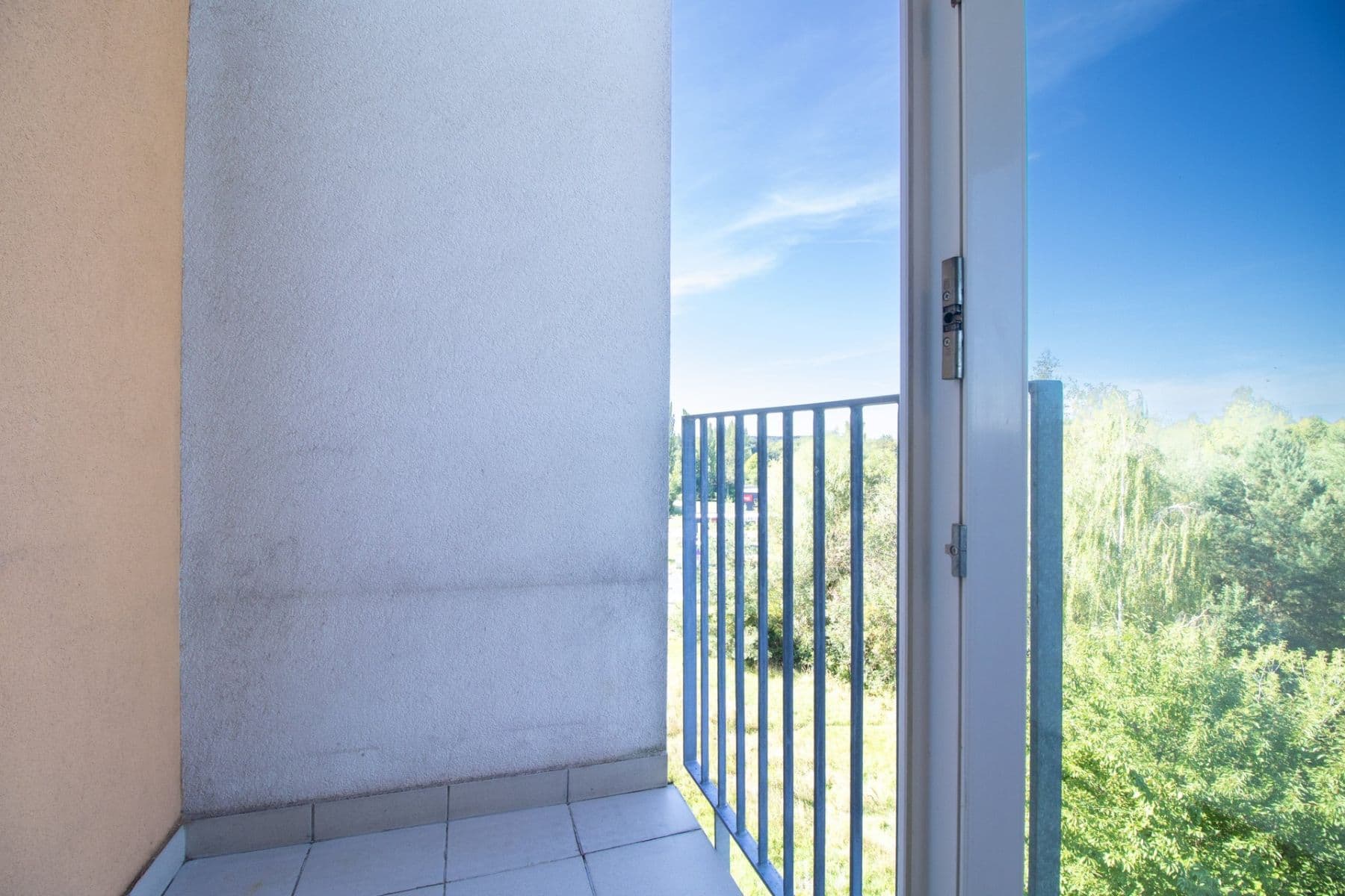 Pronájem bytu 2+kk 53 m², Armádní, Milovice, Středočeský kraj Pronájem bytu 2+kk 53 m², Armádní, Milovice, Středočeský kraj