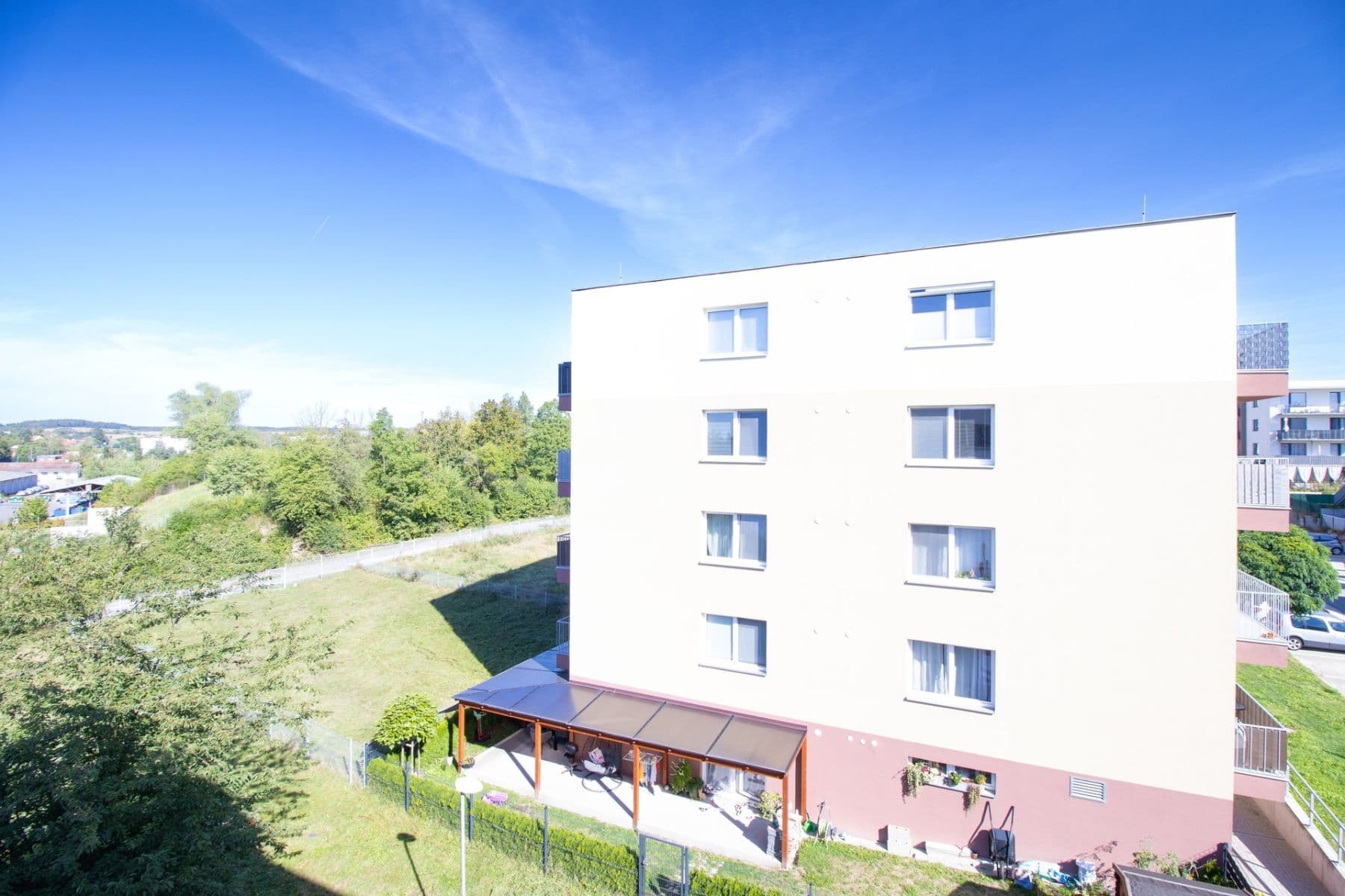 Pronájem bytu 2+kk 53 m², Armádní, Milovice, Středočeský kraj Pronájem bytu 2+kk 53 m², Armádní, Milovice, Středočeský kraj