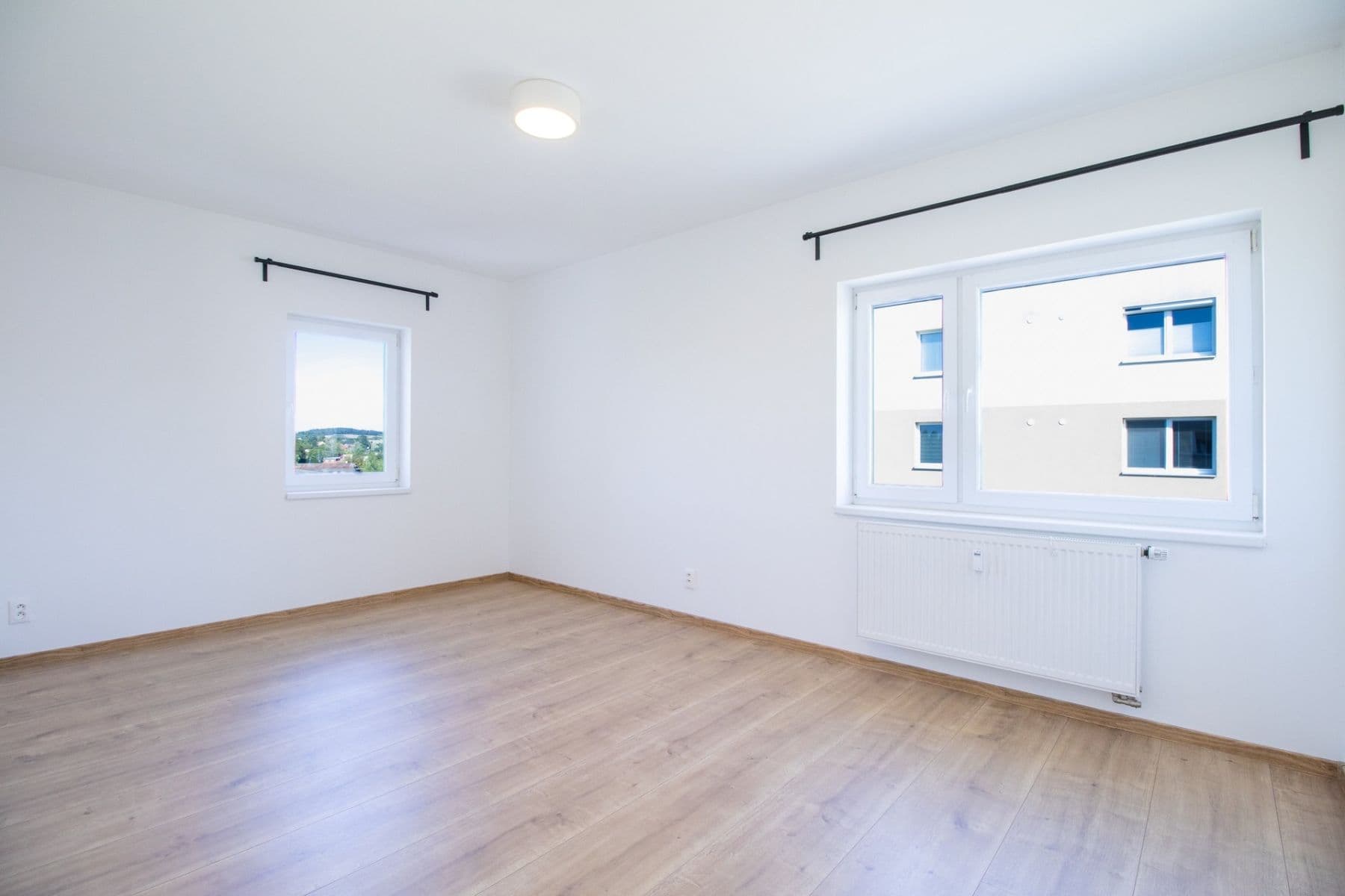 Pronájem bytu 2+kk 53 m², Armádní, Milovice, Středočeský kraj Pronájem bytu 2+kk 53 m², Armádní, Milovice, Středočeský kraj