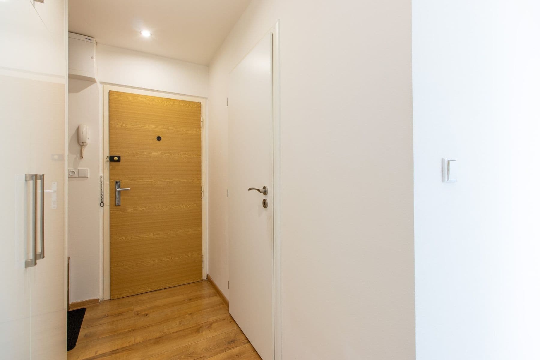 Pronájem bytu 2+kk 33 m², Ovčí hájek, Praha, Praha Pronájem bytu 2+kk 33 m², Ovčí hájek, Praha, Praha