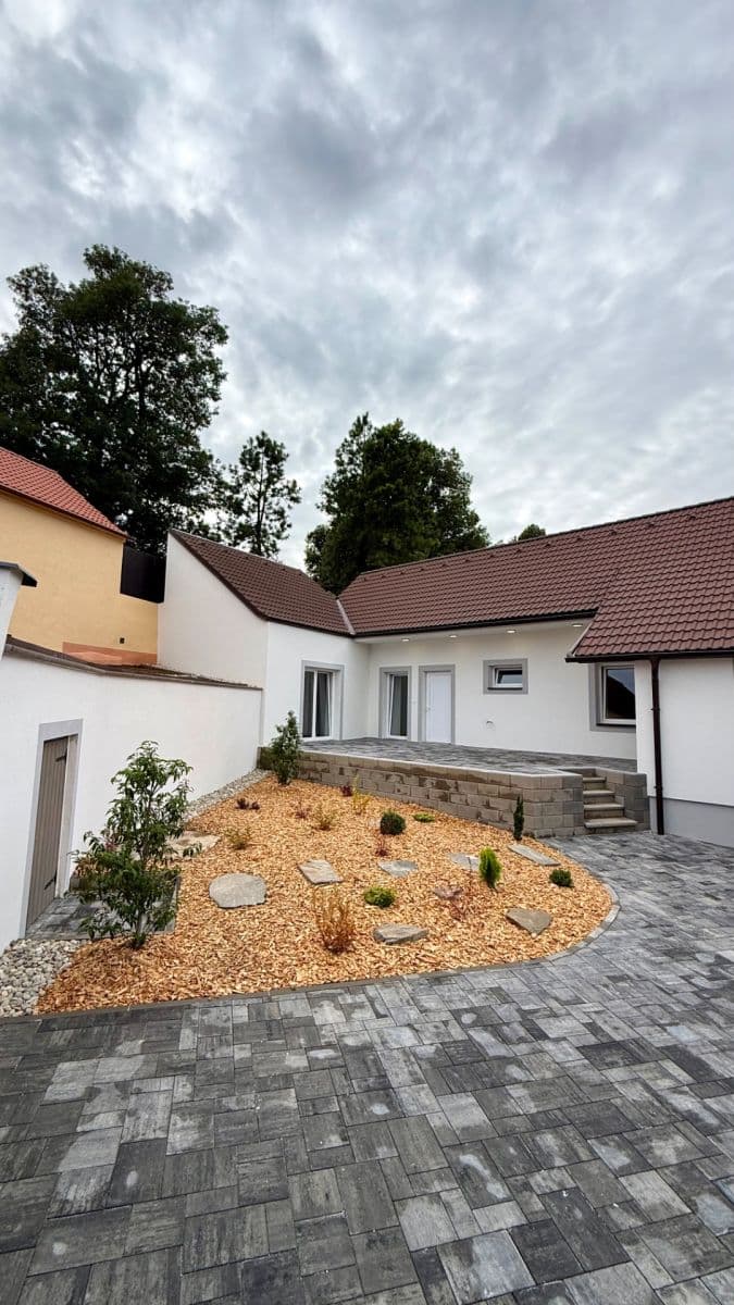 Prodej domu 110 m², pozemek 730 m², Dačická, Jemnice, Kraj Vysočina Prodej domu 110 m², pozemek 730 m², Dačická, Jemnice, Kraj Vysočina