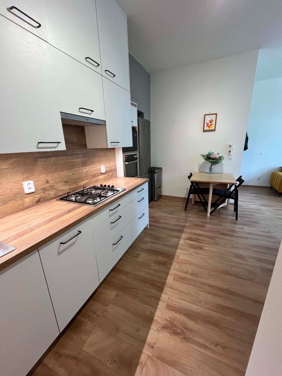 Prodej bytu 3+kk 63 m², Dlouhá, Veverská Bítýška, Jihomoravský kraj Prodej bytu 3+kk 63 m², Dlouhá, Veverská Bítýška, Jihomoravský kraj