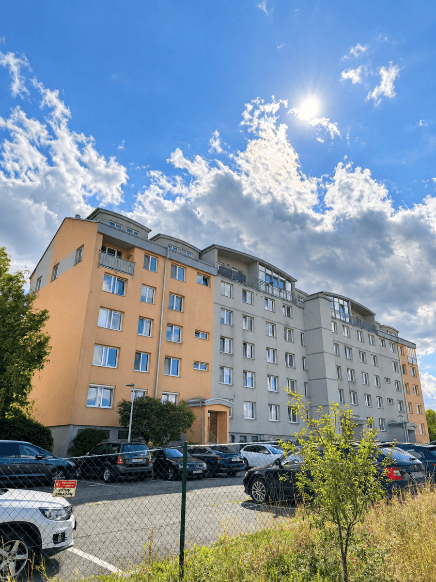 Prodej bytu 3+kk 73 m², Kmochova, Hostivice, Středočeský kraj Prodej bytu 3+kk 73 m², Kmochova, Hostivice, Středočeský kraj