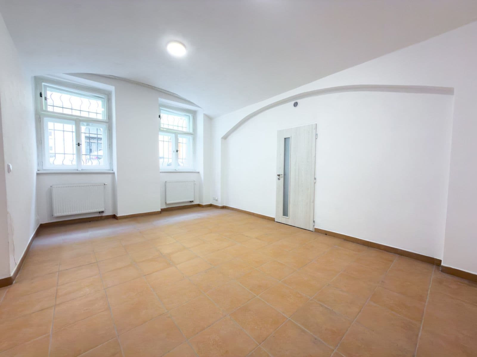 Prodej nebytového prostoru 94 m², Rubešova, Praha, Praha Prodej nebytového prostoru 94 m², Rubešova, Praha, Praha