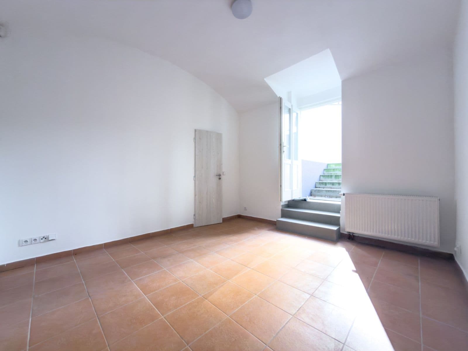 Prodej nebytového prostoru 94 m², Rubešova, Praha, Praha Prodej nebytového prostoru 94 m², Rubešova, Praha, Praha
