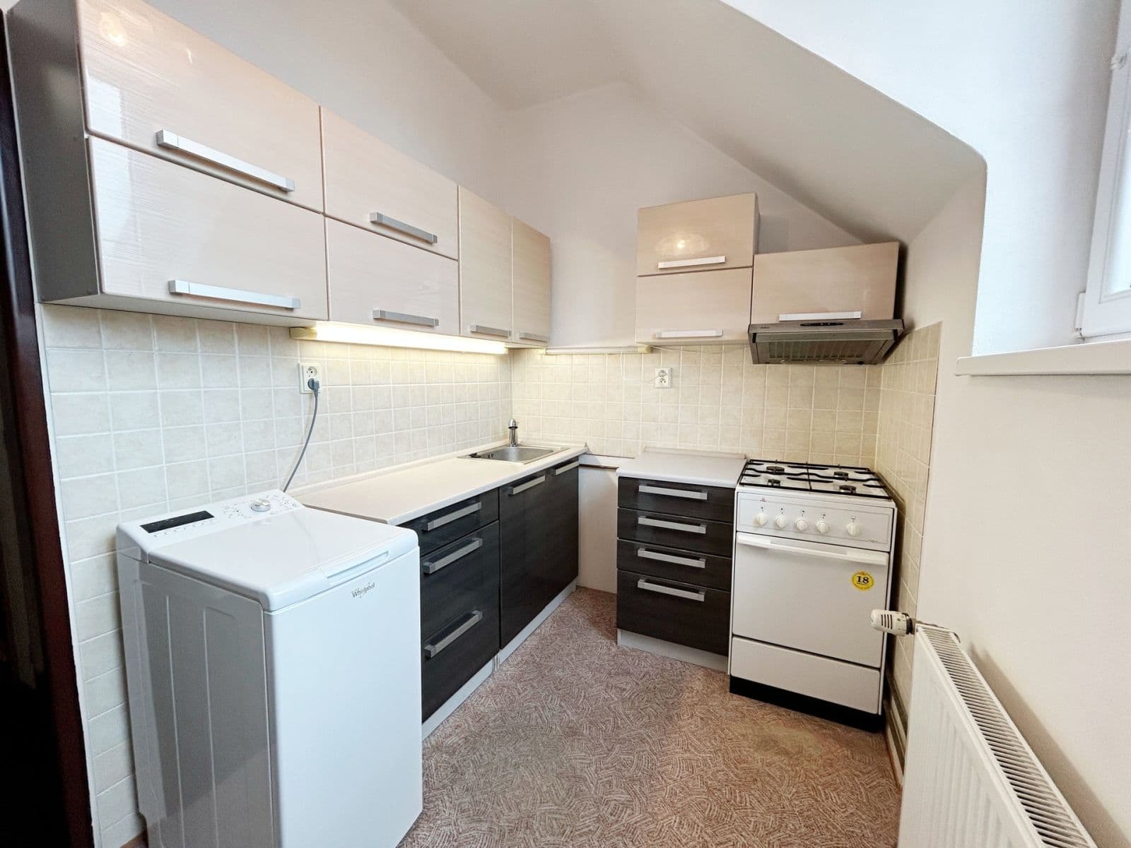 Pronájem bytu 2+1 41 m², Bratří Čapků, Příbram, Středočeský kraj Pronájem bytu 2+1 41 m², Bratří Čapků, Příbram, Středočeský kraj