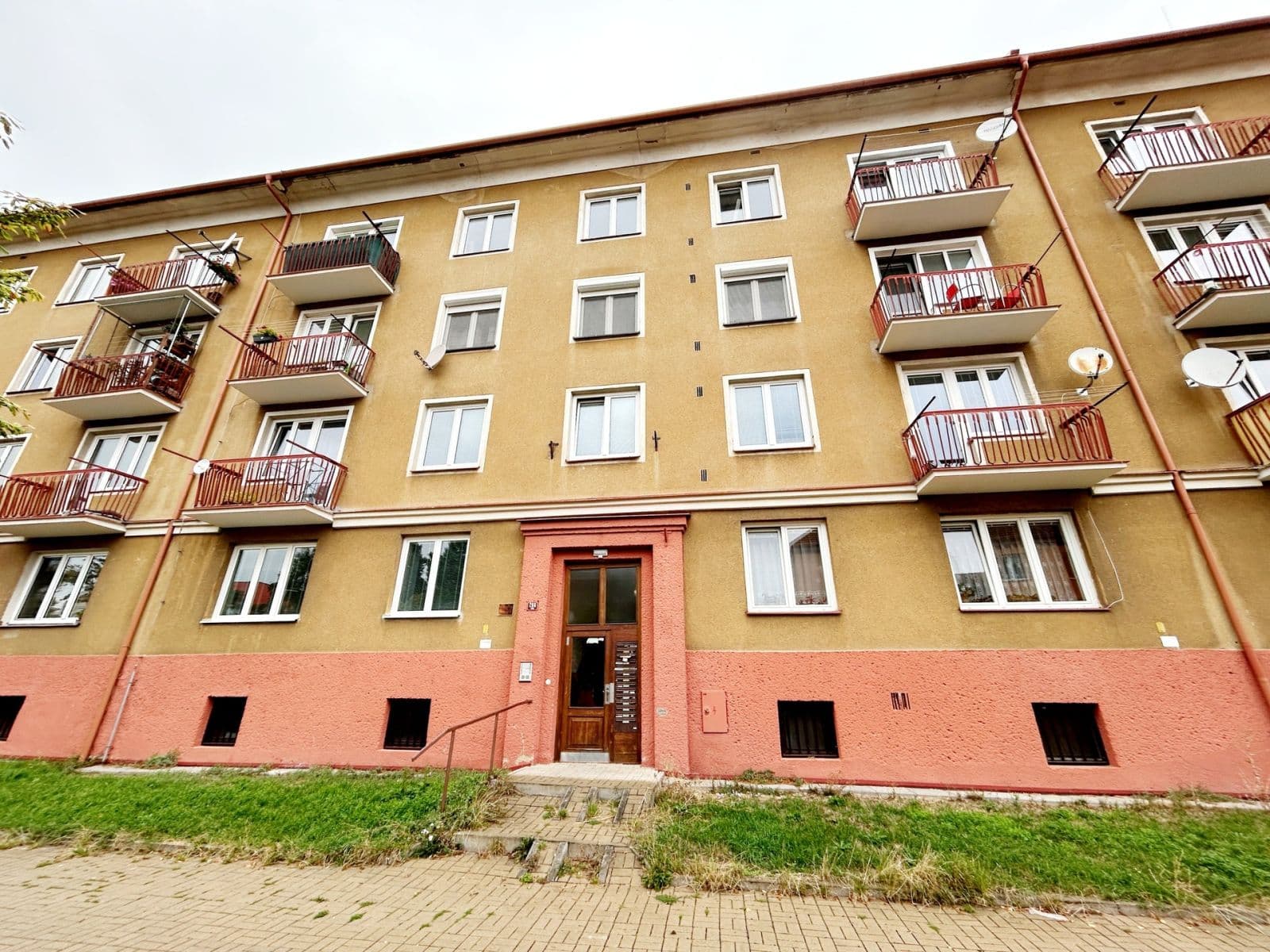 Pronájem bytu 2+1 41 m², Bratří Čapků, Příbram, Středočeský kraj Pronájem bytu 2+1 41 m², Bratří Čapků, Příbram, Středočeský kraj