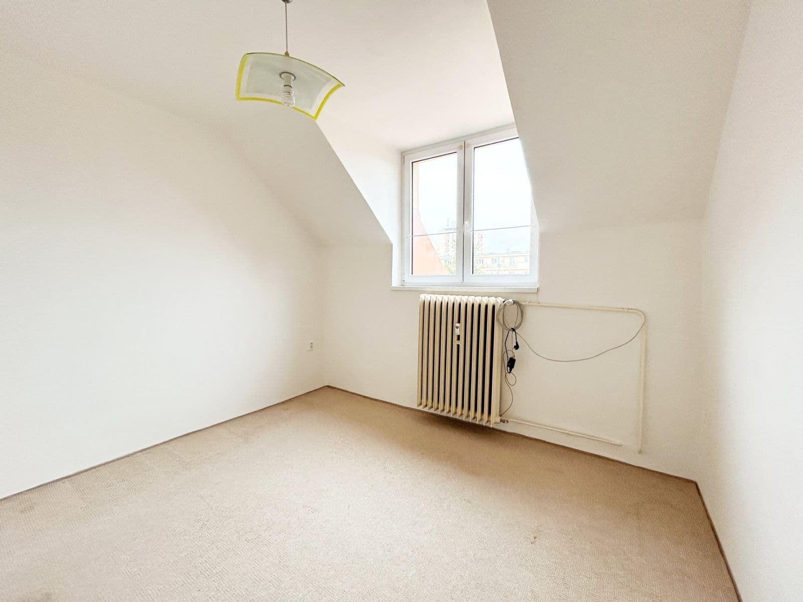 Pronájem bytu 2+1 41 m², Bratří Čapků, Příbram, Středočeský kraj Pronájem bytu 2+1 41 m², Bratří Čapků, Příbram, Středočeský kraj
