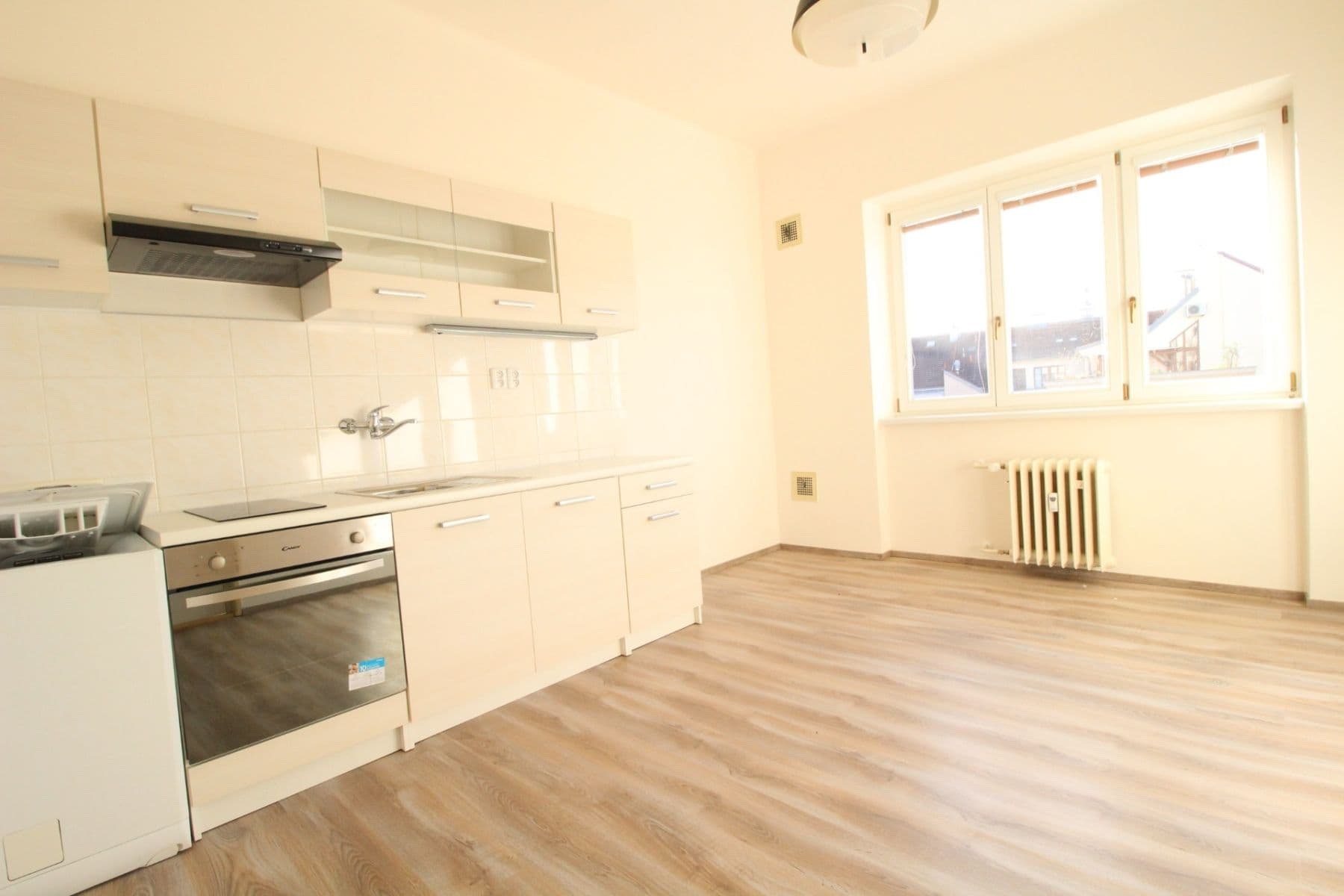 Pronájem bytu 1+1 43 m², náměstí 14. října, Praha, Praha Pronájem bytu 1+1 43 m², náměstí 14. října, Praha, Praha