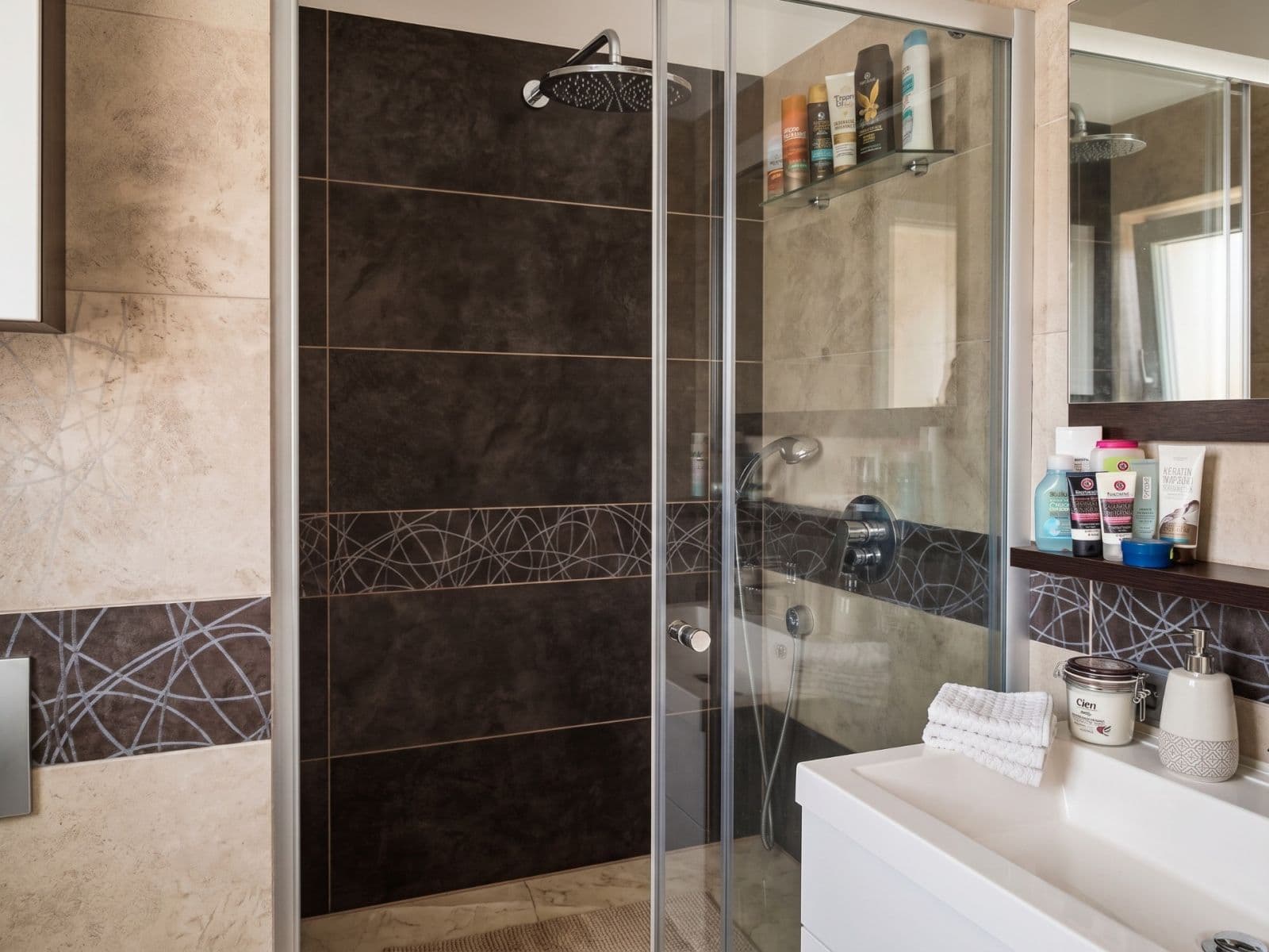 Prodej bytu 3+kk 80 m², Slovenského národního povstání, Louny, Ústecký kraj Prodej bytu 3+kk 80 m², Slovenského národního povstání, Louny, Ústecký kraj