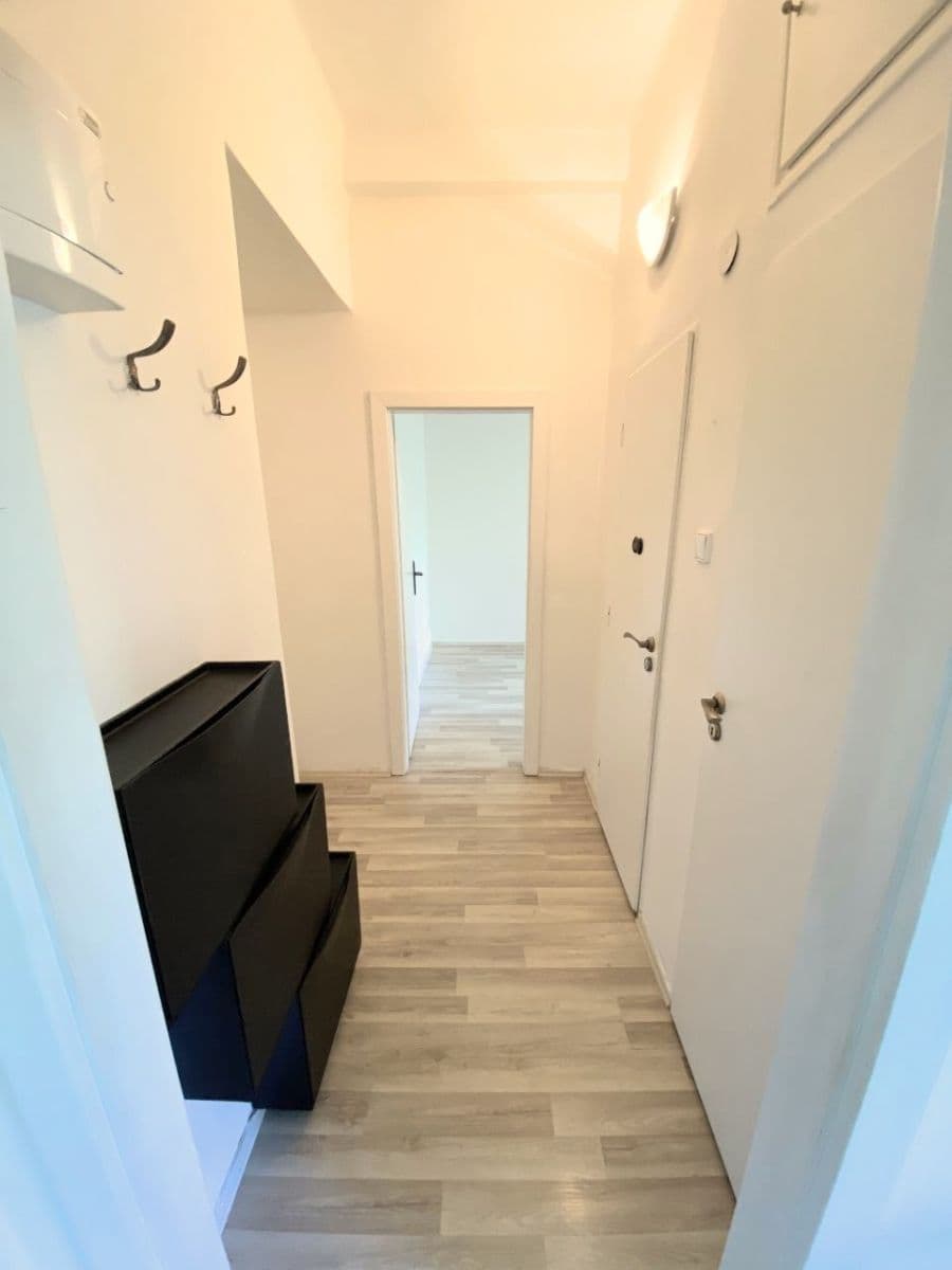 Prodej bytu 2+kk 41 m², Šestidomí, Praha, Praha Prodej bytu 2+kk 41 m², Šestidomí, Praha, Praha