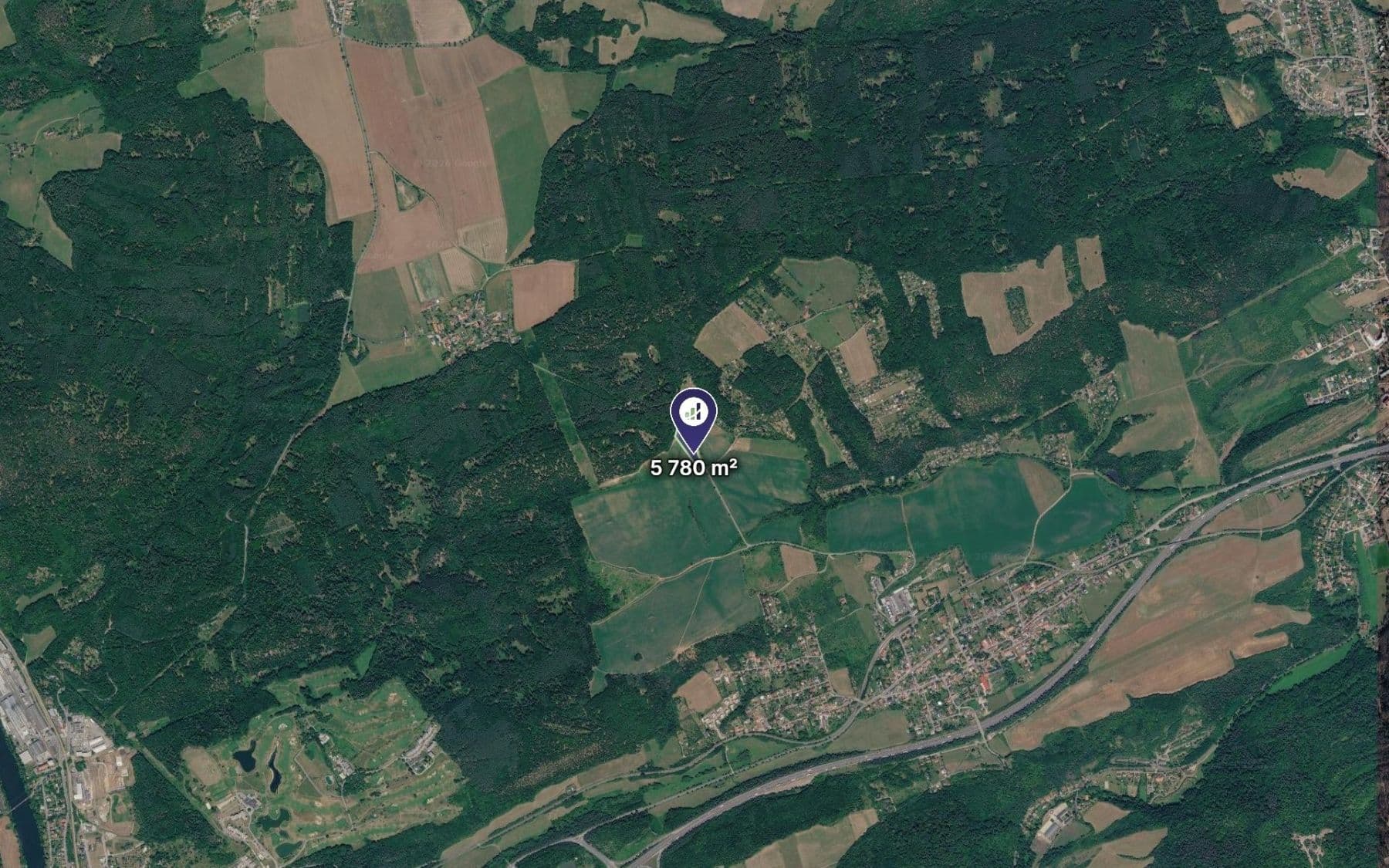 Prodej pozemku 3.853 m², Vráž, Středočeský kraj Prodej pozemku 3.853 m², Vráž, Středočeský kraj