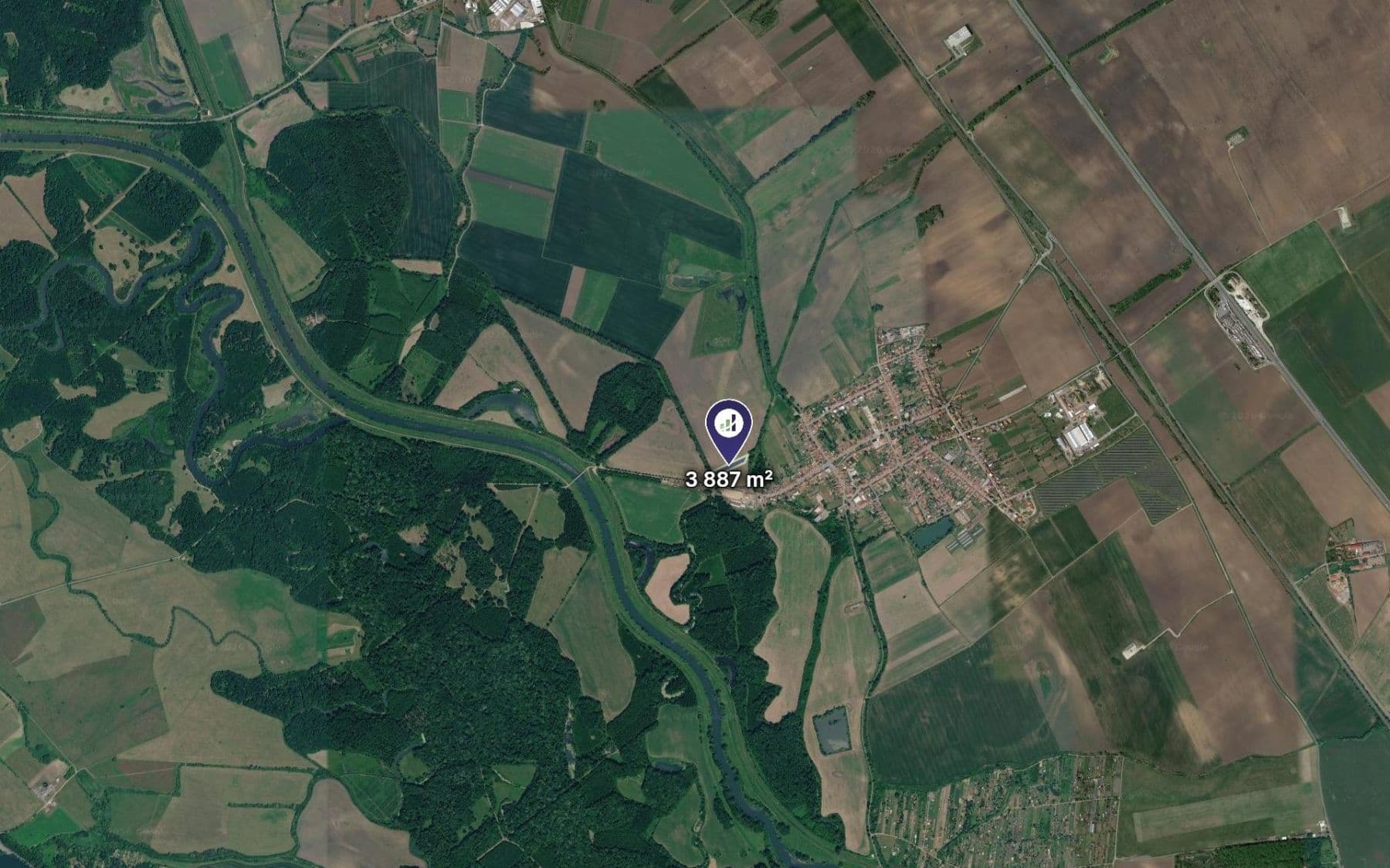 Prodej pozemku 3.887 m², Ladná, Jihomoravský kraj Prodej pozemku 3.887 m², Ladná, Jihomoravský kraj