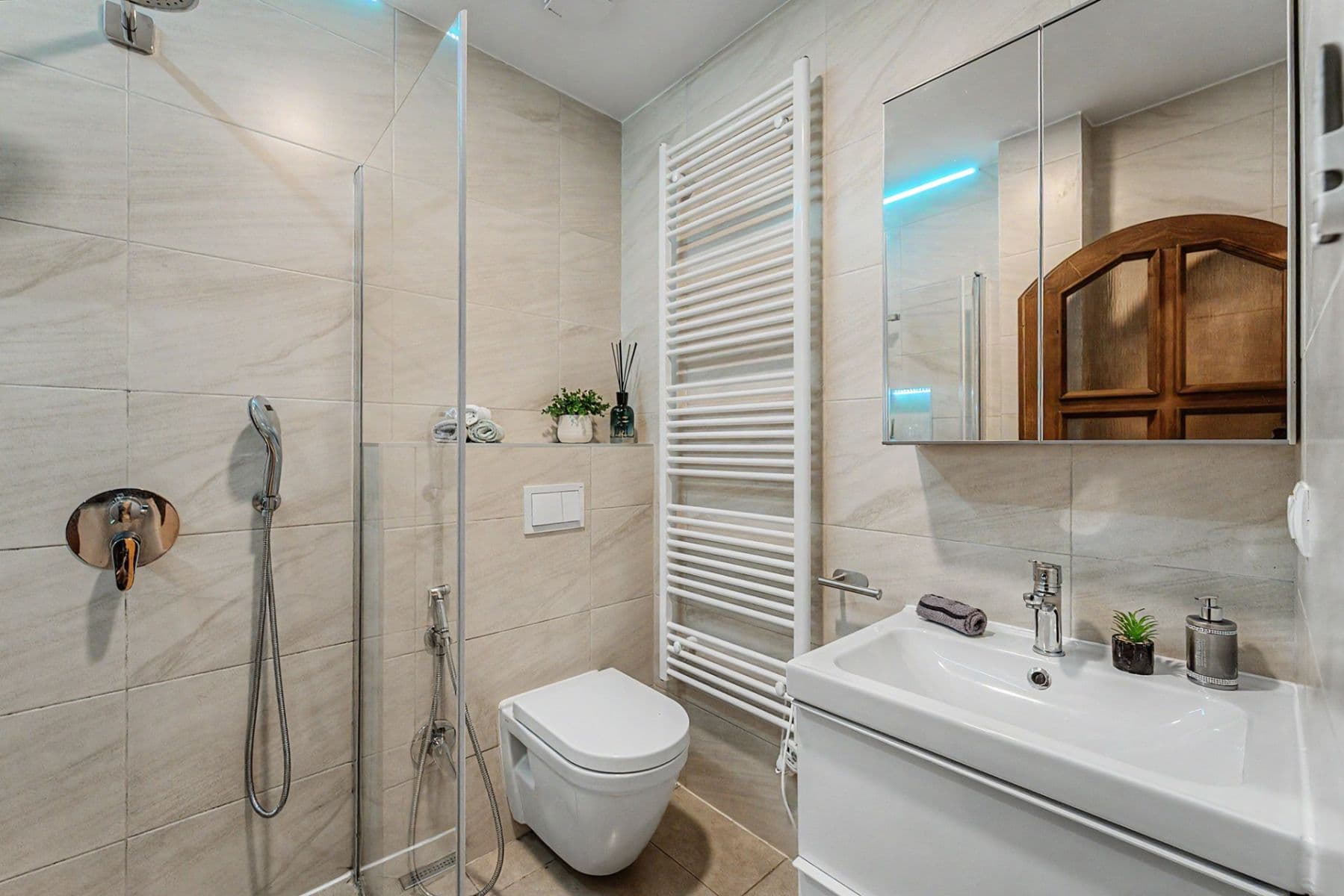 Prodej bytu 2+kk 60 m², Lounských, Praha, Praha Prodej bytu 2+kk 60 m², Lounských, Praha, Praha