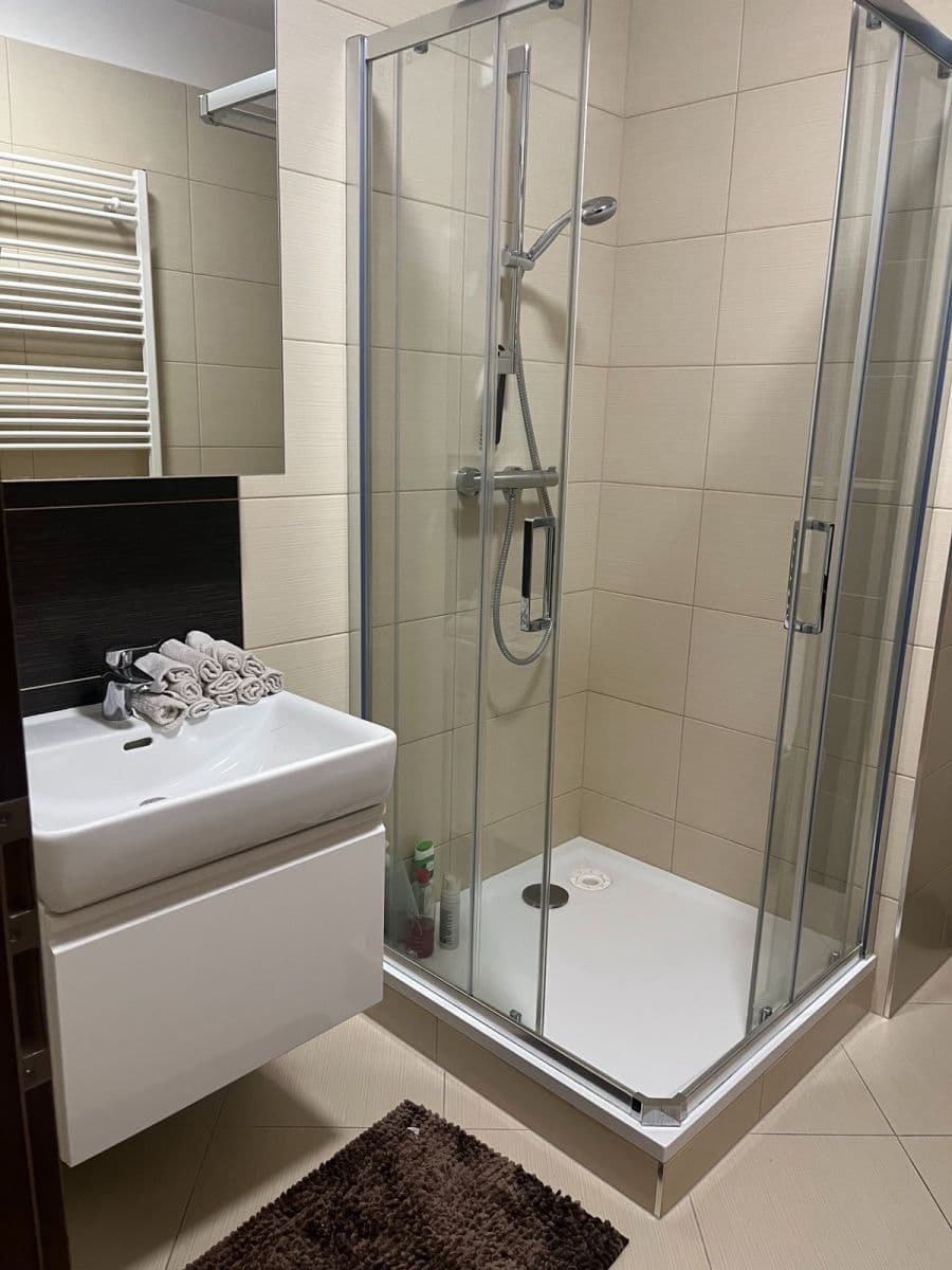 Pronájem bytu 4+kk 110 m², Hugo Haase, Praha, Praha Pronájem bytu 4+kk 110 m², Hugo Haase, Praha, Praha