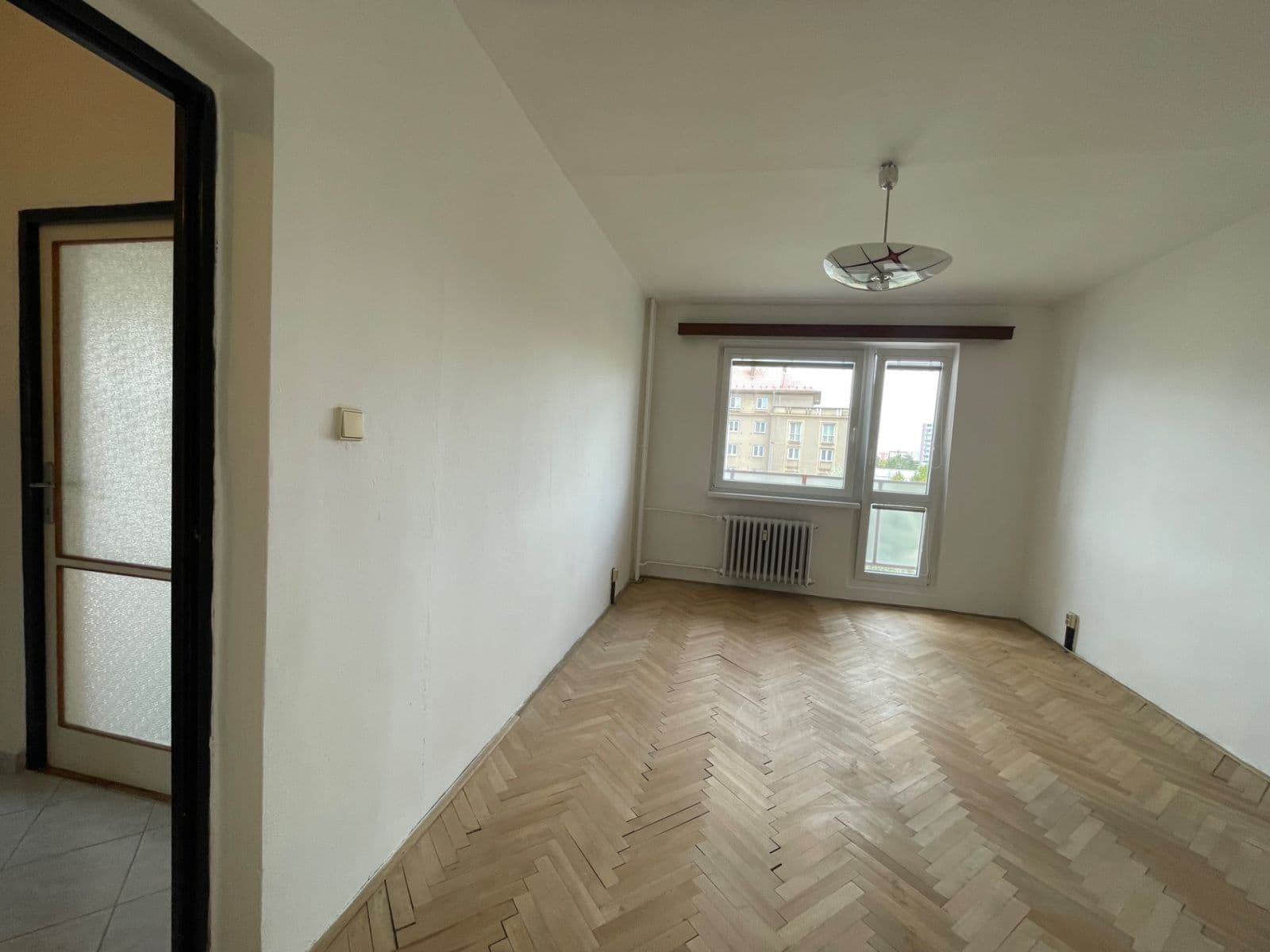 Prodej bytu 3+1 70 m², Vrchlického, Kladno, Středočeský kraj Prodej bytu 3+1 70 m², Vrchlického, Kladno, Středočeský kraj