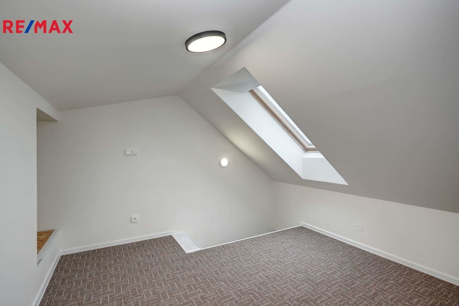 Pronájem bytu 2+kk 38 m², Viniční, Brno, Jihomoravský kraj Pronájem bytu 2+kk 38 m², Viniční, Brno, Jihomoravský kraj