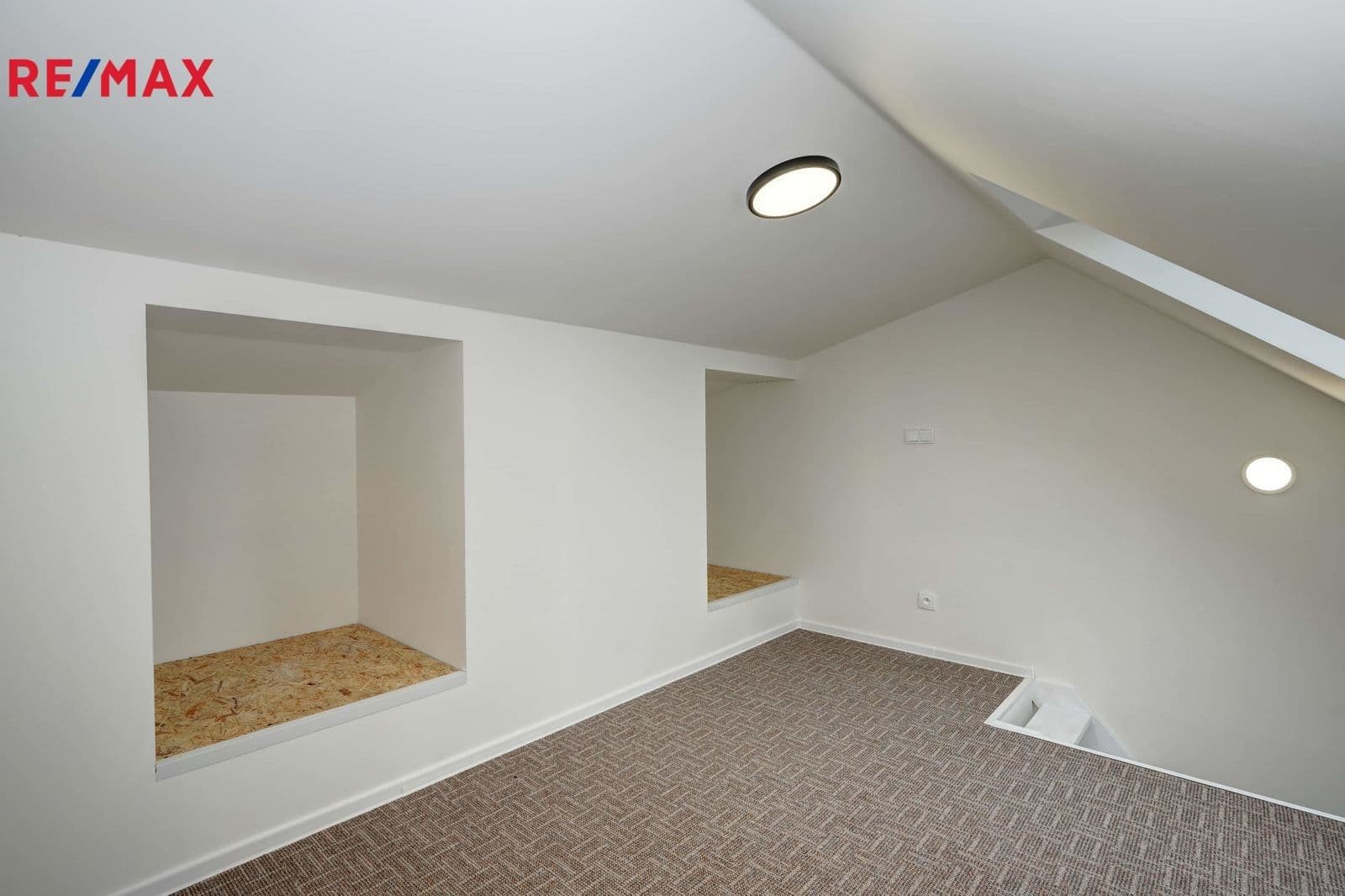 Pronájem bytu 2+kk 38 m², Viniční, Brno, Jihomoravský kraj Pronájem bytu 2+kk 38 m², Viniční, Brno, Jihomoravský kraj