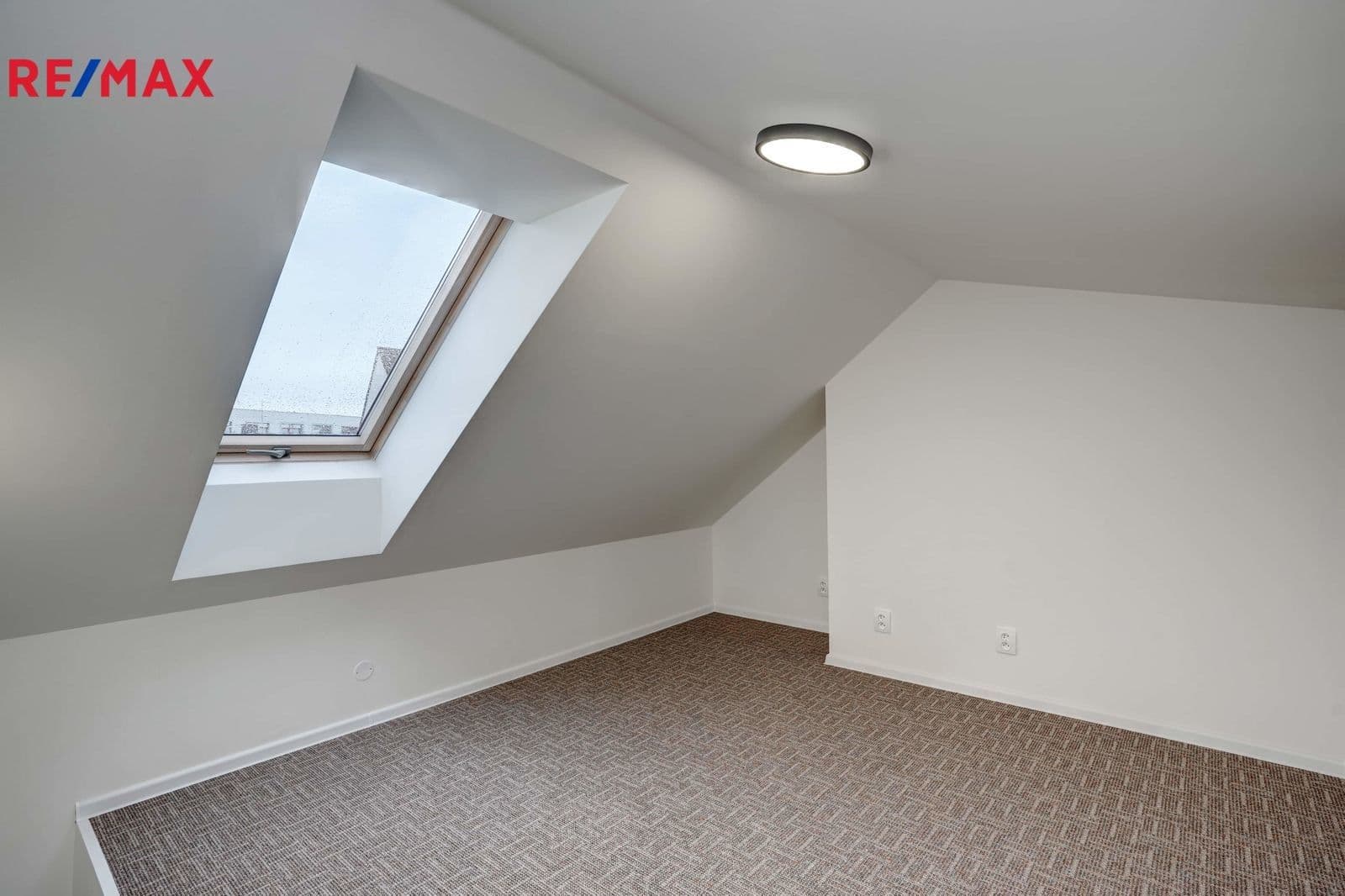 Pronájem bytu 2+kk 38 m², Viniční, Brno, Jihomoravský kraj Pronájem bytu 2+kk 38 m², Viniční, Brno, Jihomoravský kraj