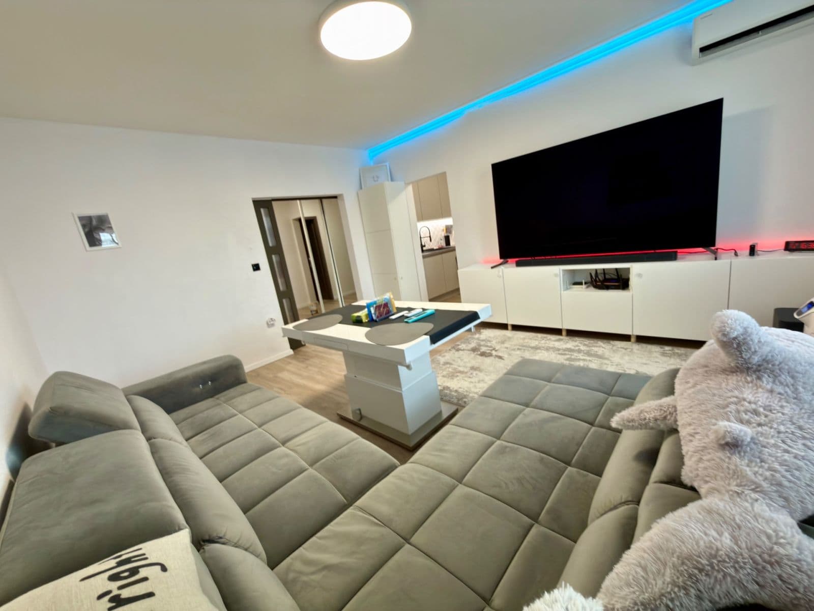 Prodej bytu 3+1 70 m², Eisnerova, Devínska Nová Ves, Bratislavský kraj Prodej bytu 3+1 70 m², Eisnerova, Devínska Nová Ves, Bratislavský kraj
