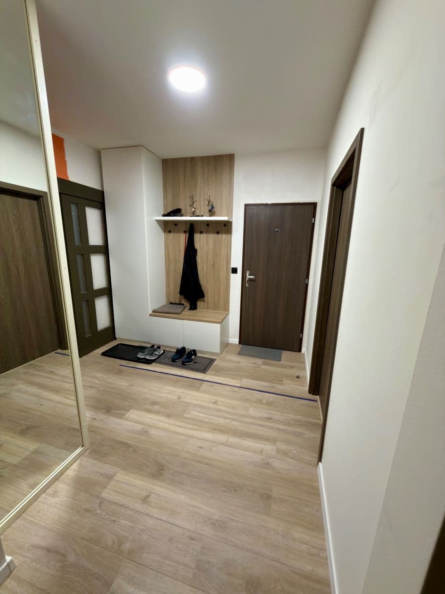 Prodej bytu 3+1 70 m², Eisnerova, Devínska Nová Ves, Bratislavský kraj Prodej bytu 3+1 70 m², Eisnerova, Devínska Nová Ves, Bratislavský kraj