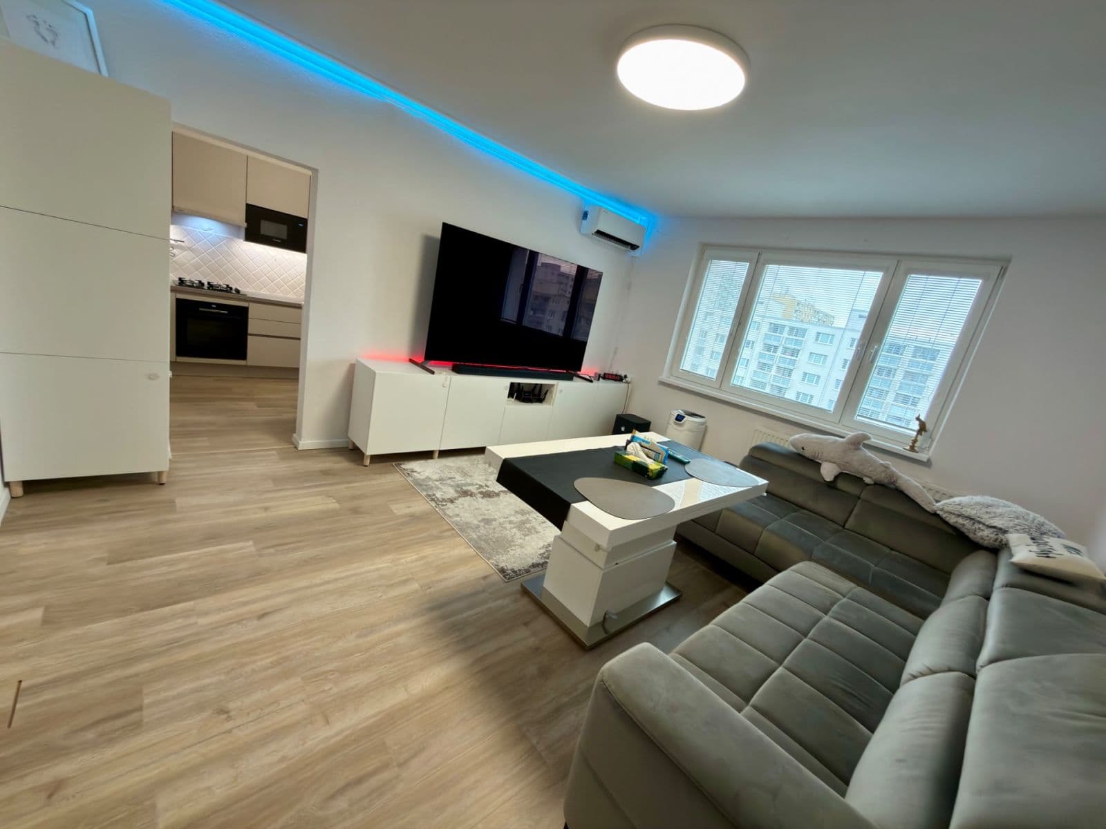 Prodej bytu 3+1 70 m², Eisnerova, Devínska Nová Ves, Bratislavský kraj Prodej bytu 3+1 70 m², Eisnerova, Devínska Nová Ves, Bratislavský kraj