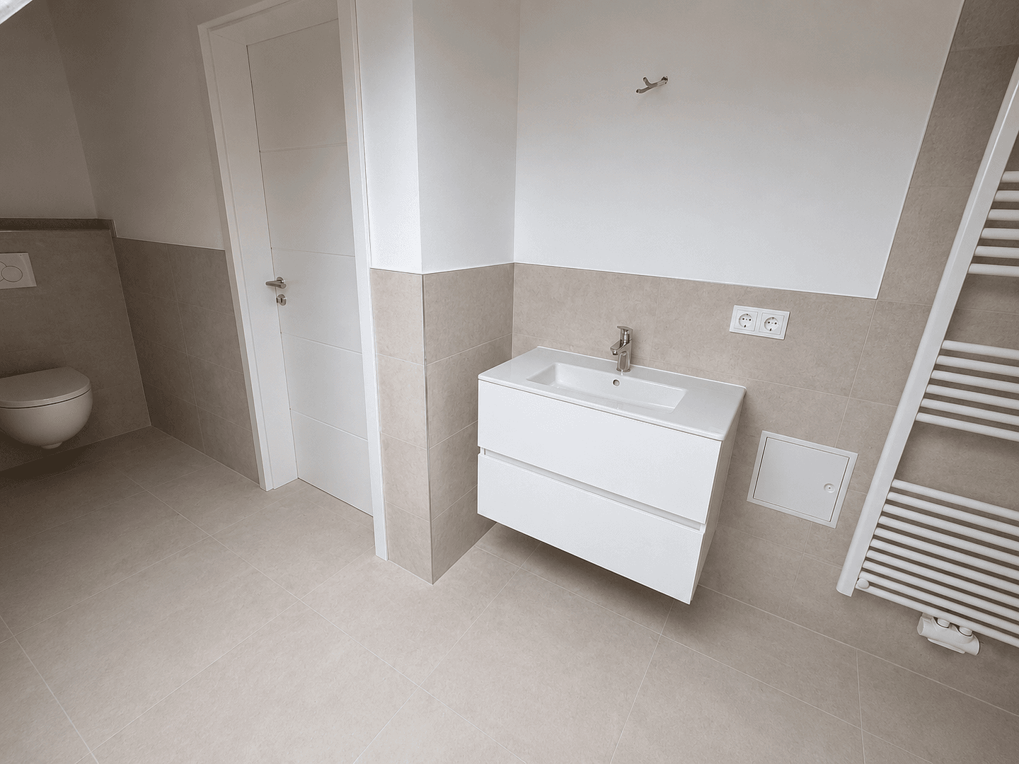 Pronájem bytu 4+1 110 m², Glauchau, Sasko Pronájem bytu 4+1 110 m², Glauchau, Sasko