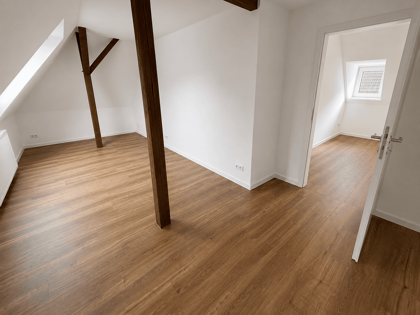 Pronájem bytu 4+1 110 m², Glauchau, Sasko Pronájem bytu 4+1 110 m², Glauchau, Sasko