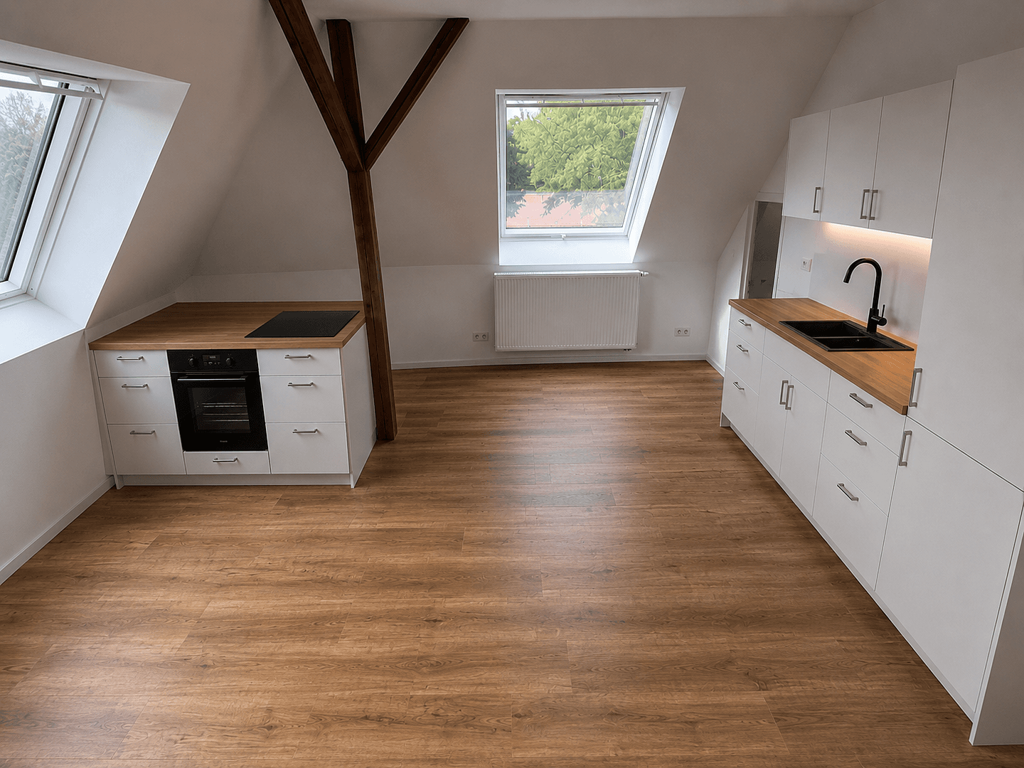 Pronájem bytu 4+1 110 m², Glauchau, Sasko Pronájem bytu 4+1 110 m², Glauchau, Sasko