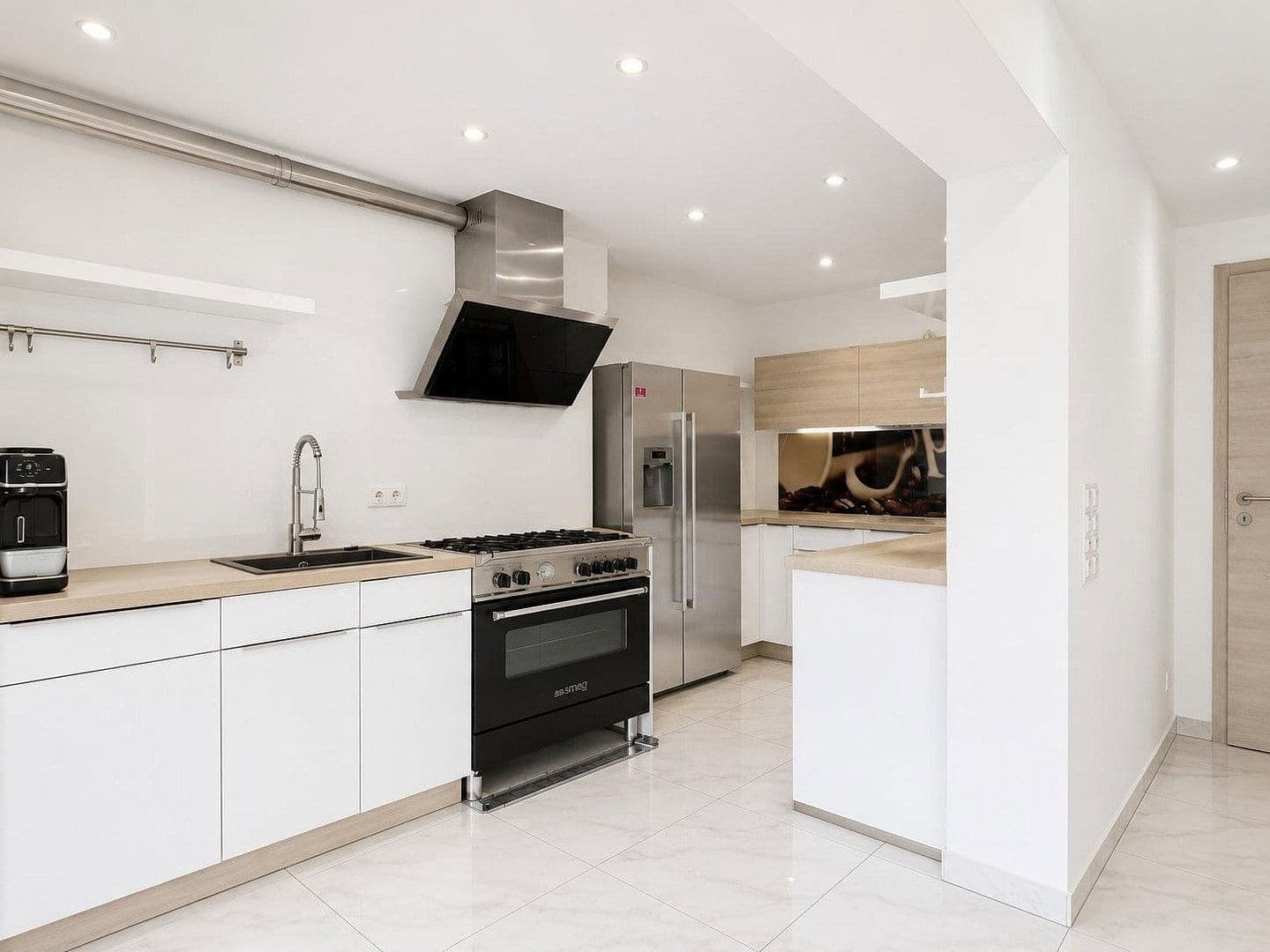 Pronájem domu 174 m², pozemek 927 m², Im Klopseifen, Asbach, Porýní-Falc Pronájem domu 174 m², pozemek 927 m², Im Klopseifen, Asbach, Porýní-Falc
